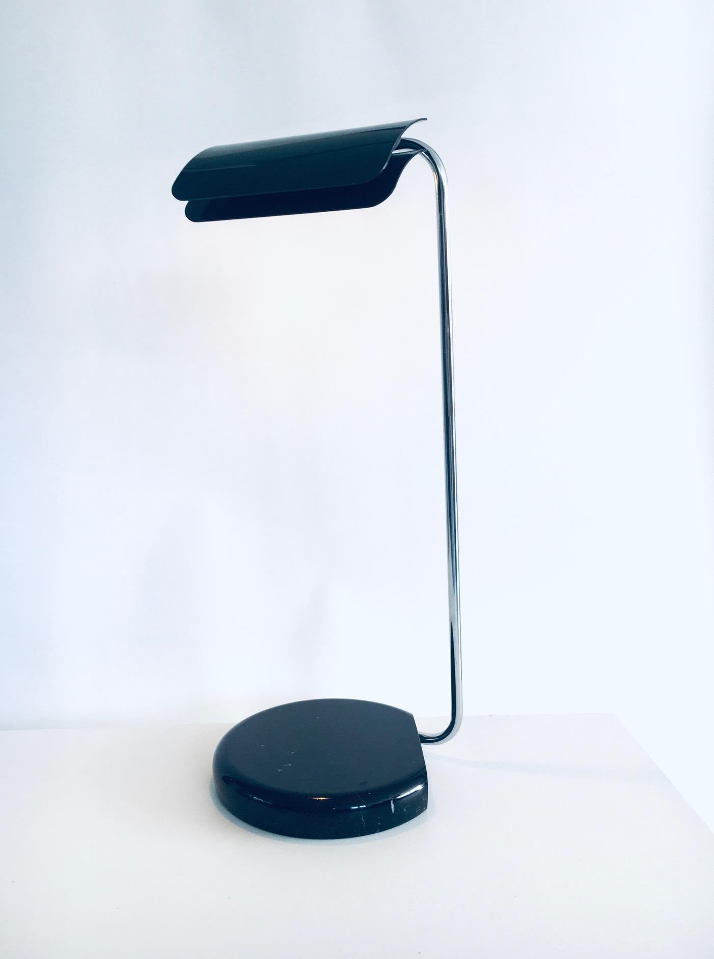 Postmodernes Design TEGOLA Schreibtischlampe von Bruno Gecchelin, Italien 1980er Jahre im Angebot 2