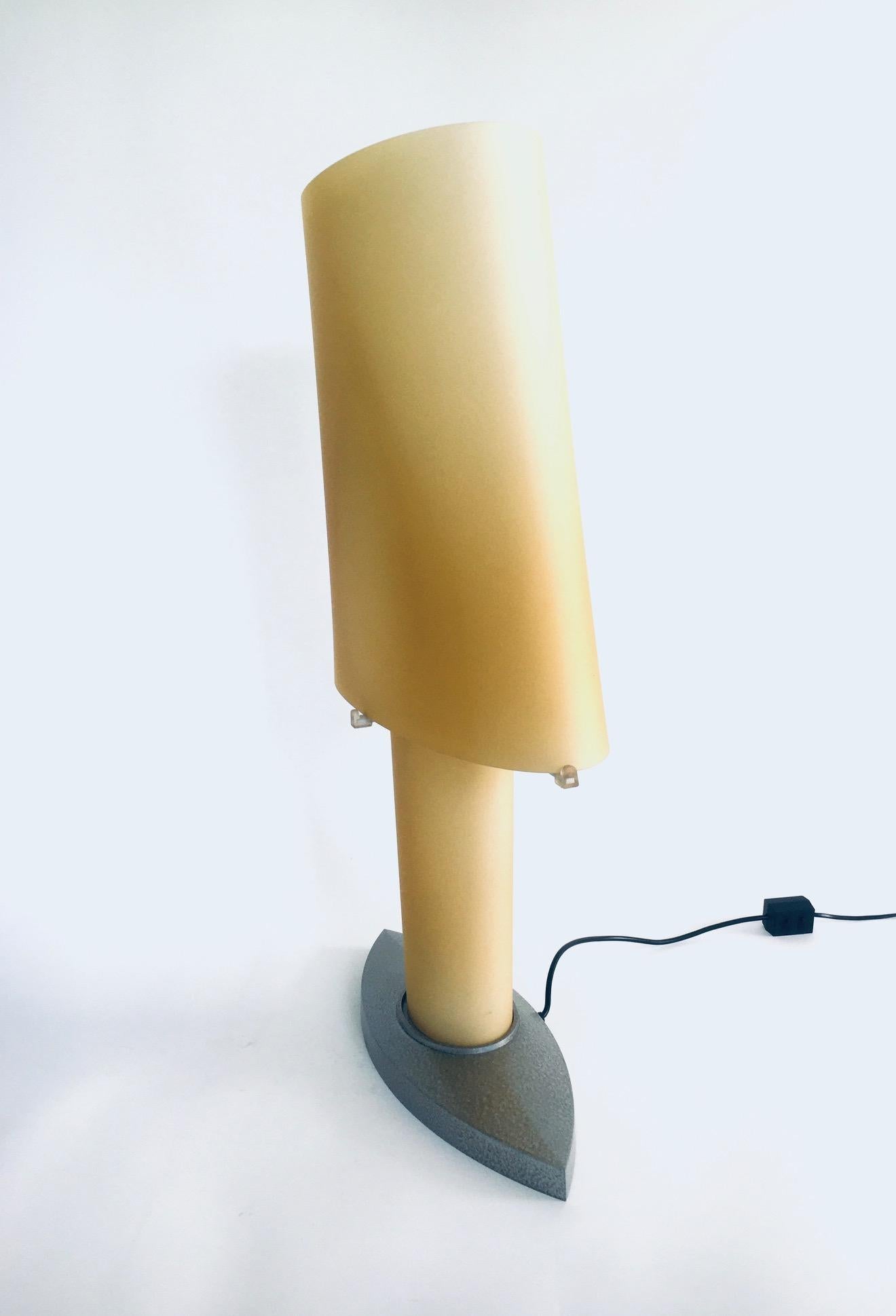 Postmoderne Design XL Glas-Tischlampe aus Glas von Daniela Puppa für Fontana Arte im Angebot 2