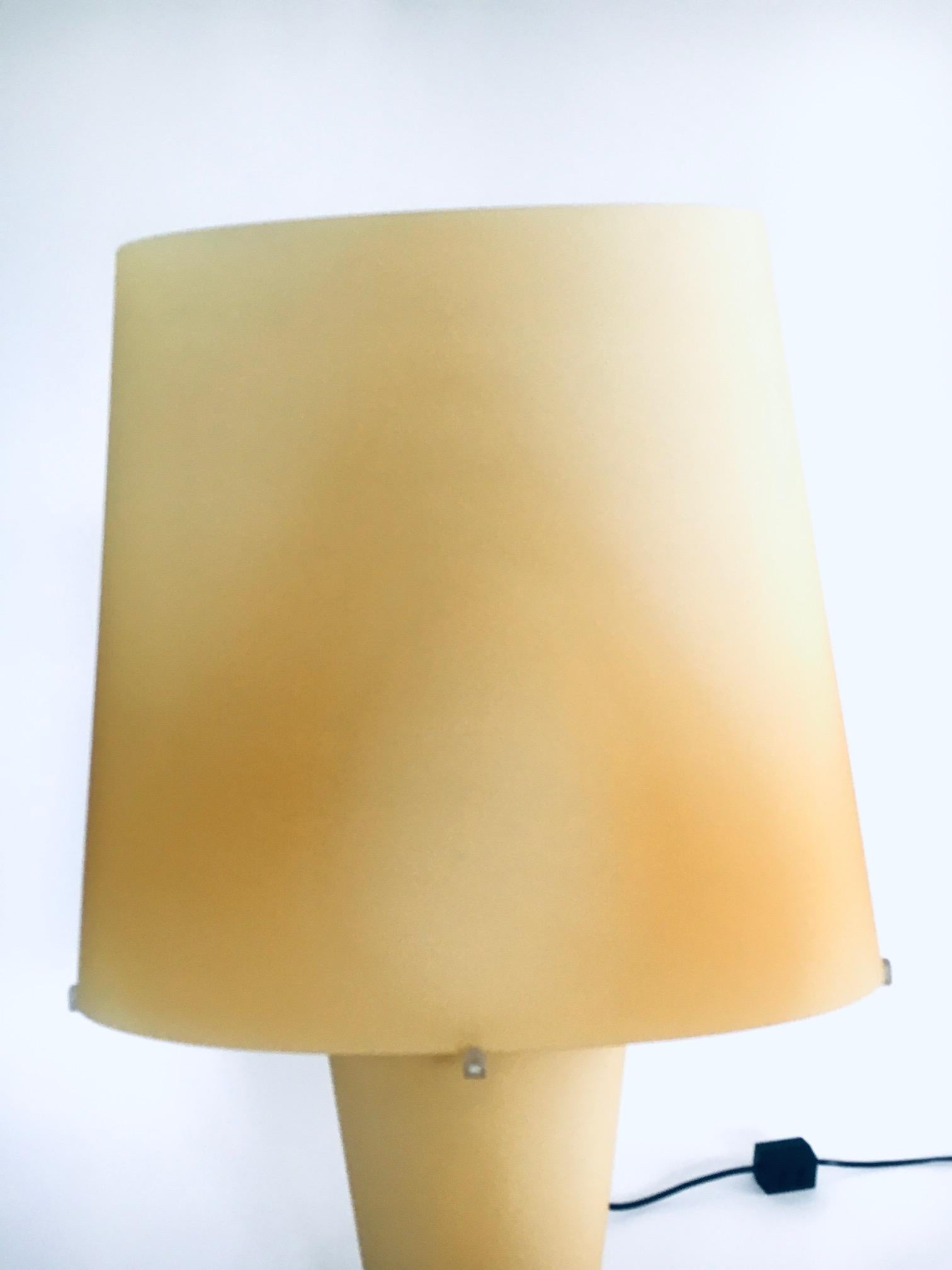 Postmodern Design XL Glass Table Lamp by Daniela Puppa for Fontana Arte For Sale 3