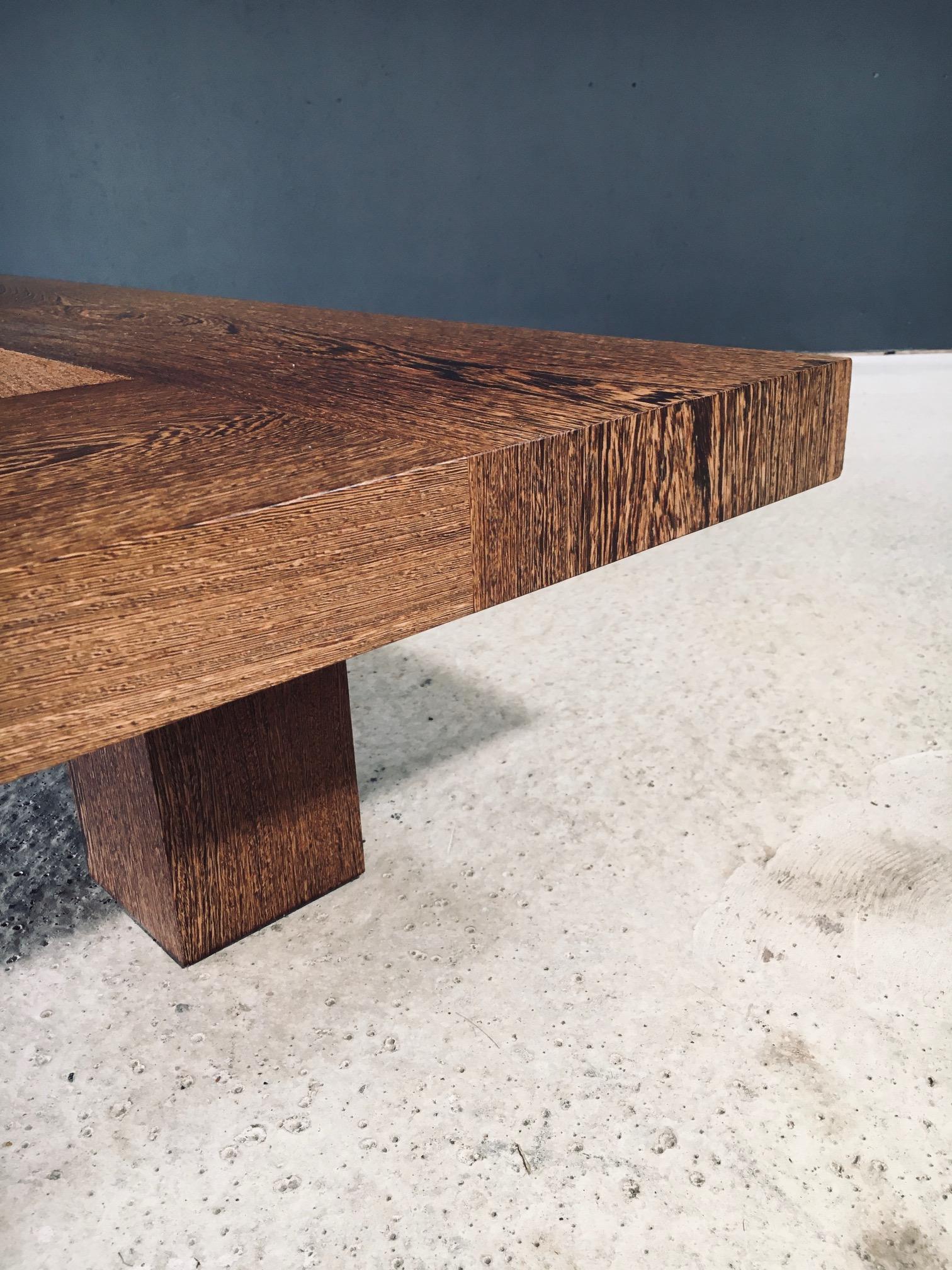 Table basse design postmoderne XL Wengé en vente 9