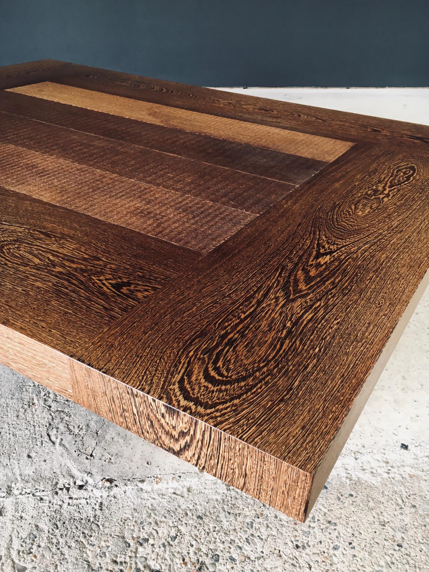 Table basse design postmoderne XL Wengé en vente 12