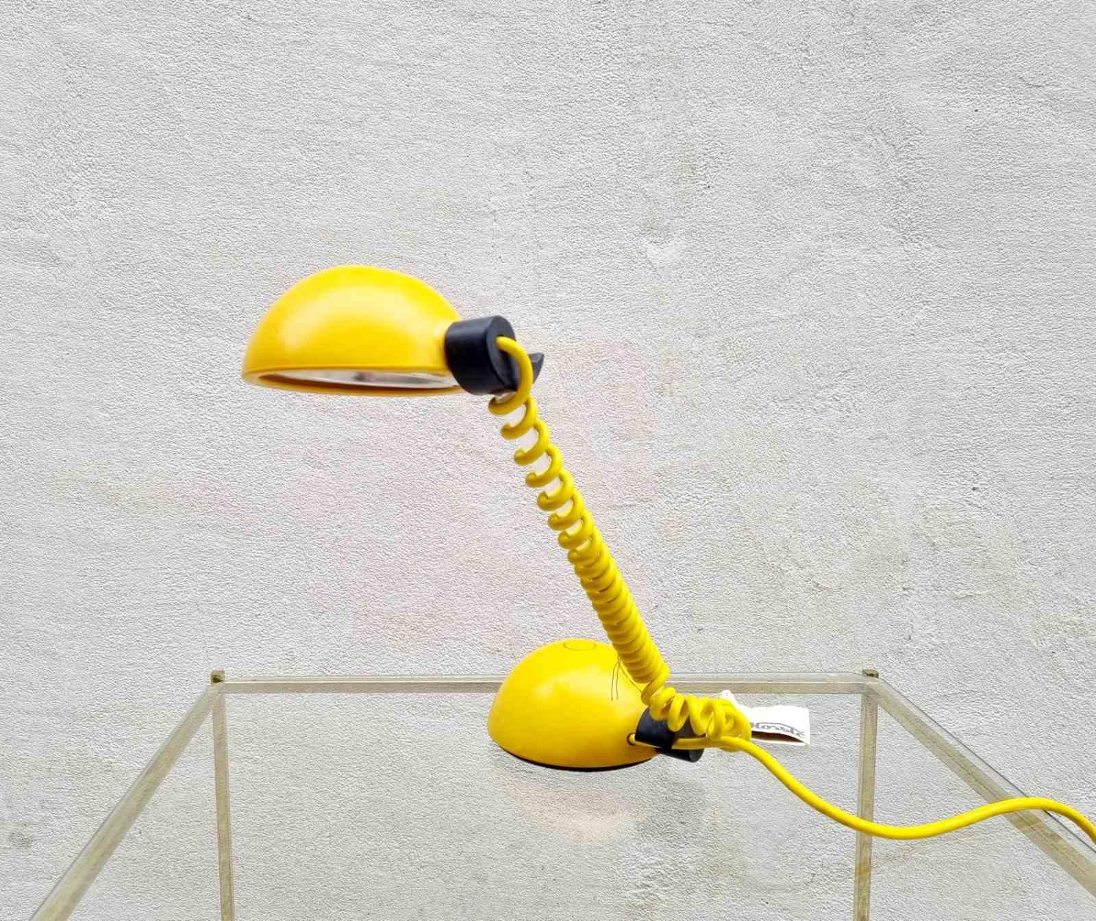 Postmoderno Lampada da scrivania postmoderna Disegnata da Damiano Alberti per Ycami Collection, Italia anni '90 in vendita