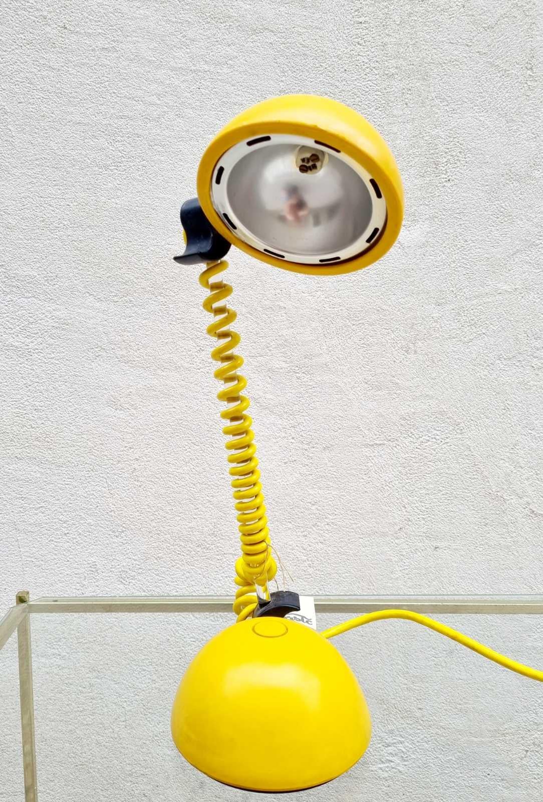 Lampada da scrivania postmoderna Disegnata da Damiano Alberti per Ycami Collection, Italia anni '90 In condizioni buone in vendita a Lucija, SI