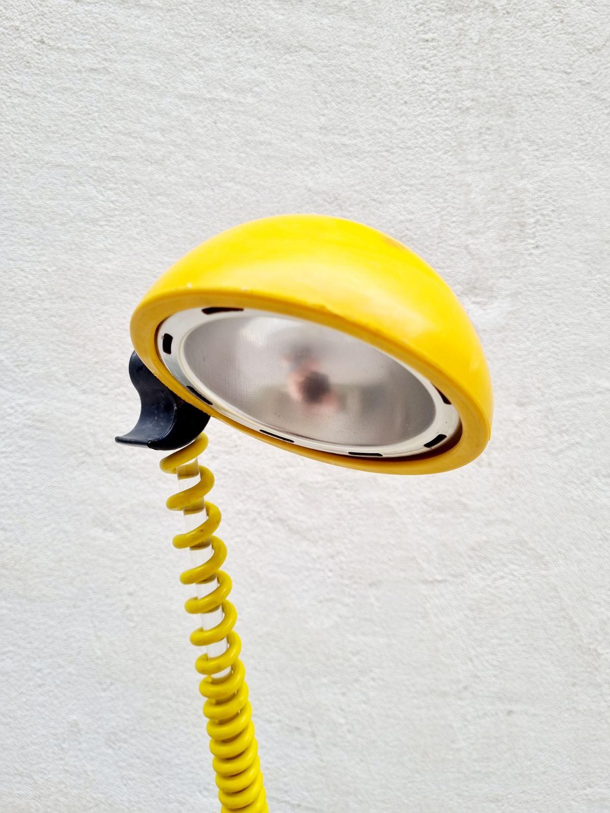 Lampada da scrivania postmoderna Disegnata da Damiano Alberti per Ycami Collection, Italia anni '90 in vendita 2