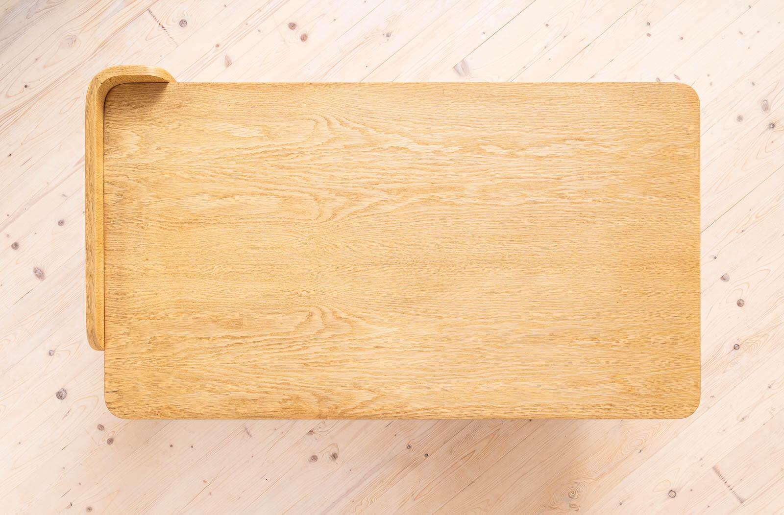 Escritorio postmoderno, Mesa de escritorio de Bohumil Landsman, años 70, totalmente restaurado Roble en venta
