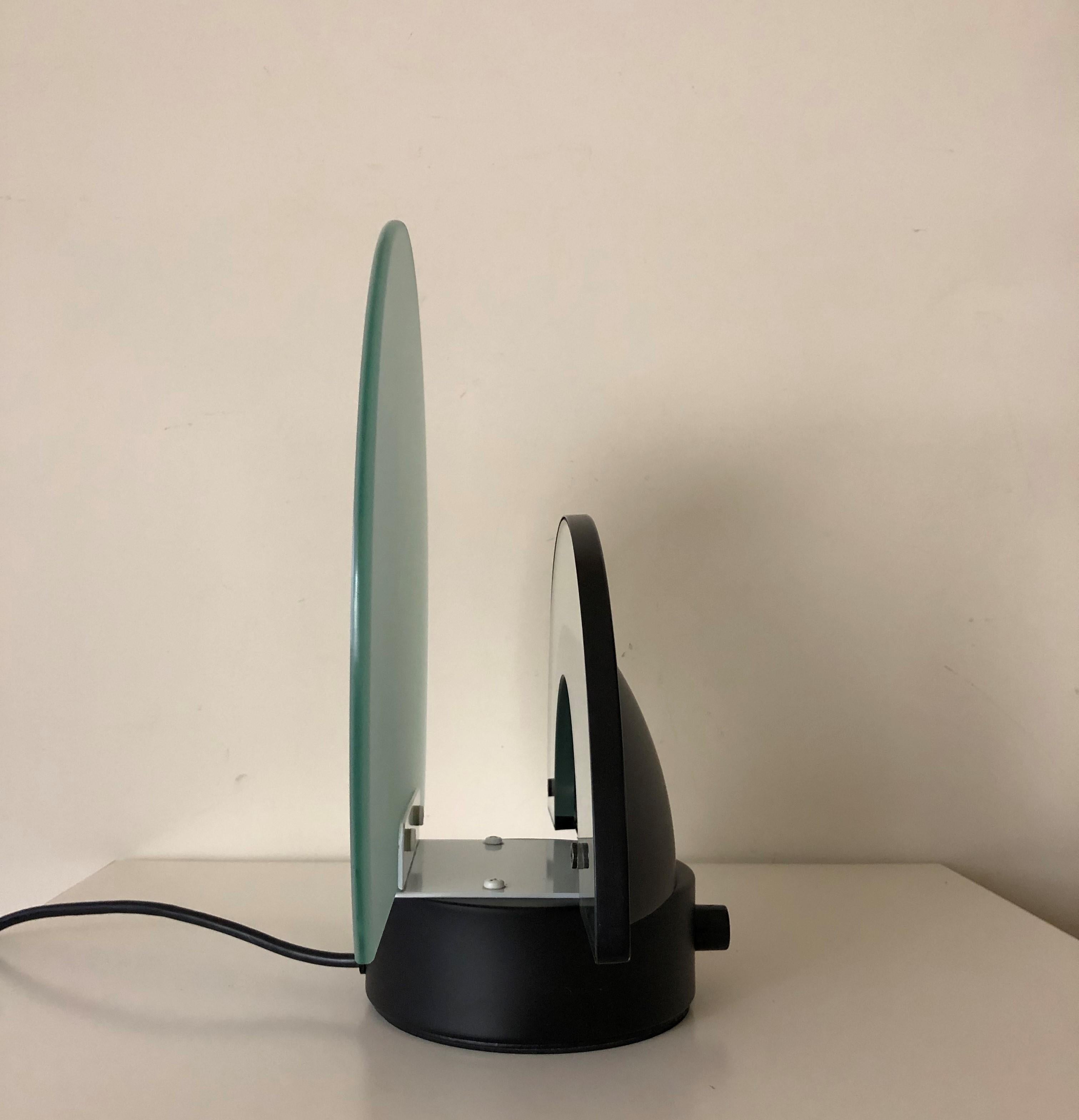 Lampe de table noire espagnole postmoderne à gradation par Estiluz, Barcelone, années 1980 en vente 5