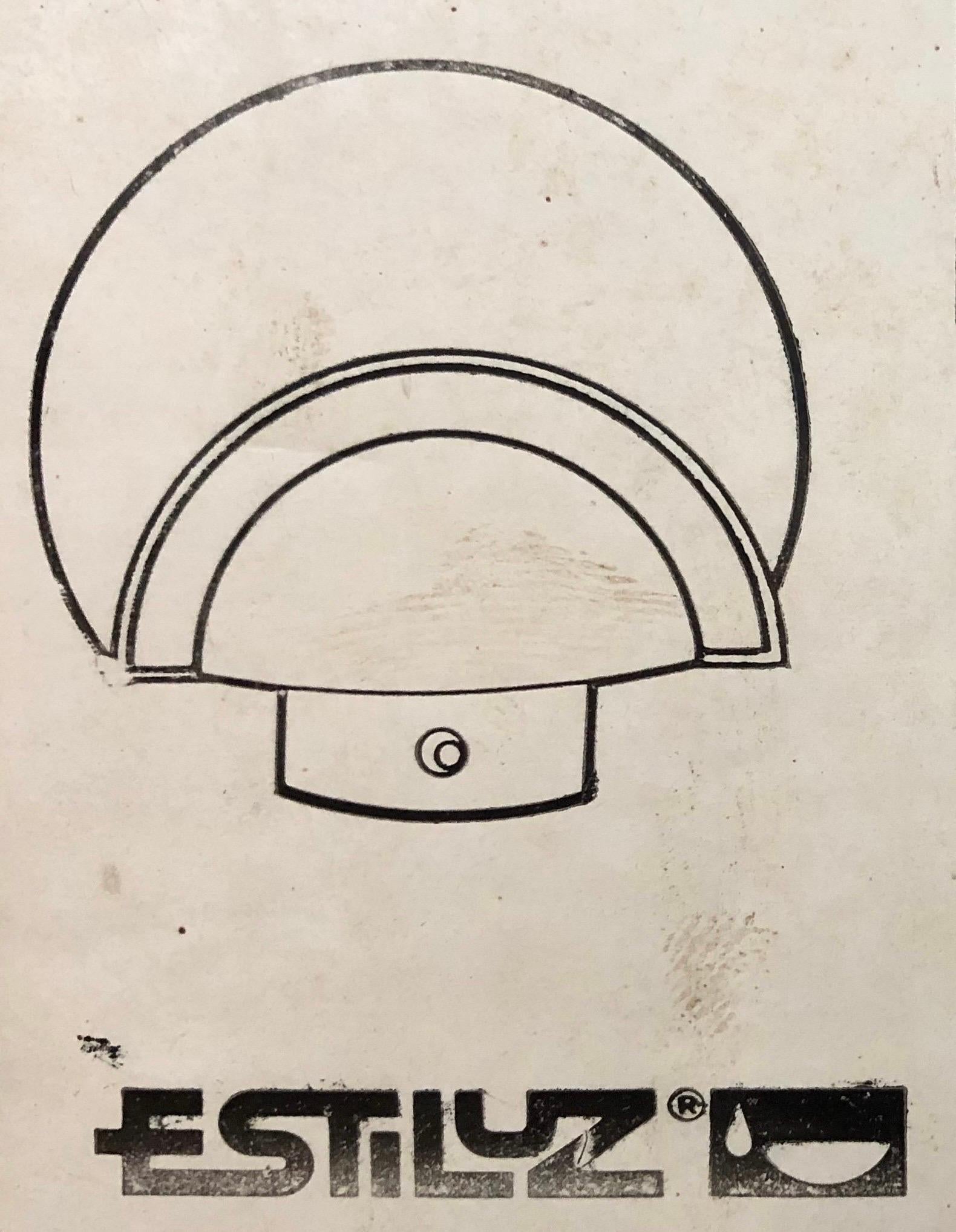 Métal Lampe de bureau espagnole postmoderne à gradation dorée et blanche par Estiluz, Barcelone, années 1980 en vente