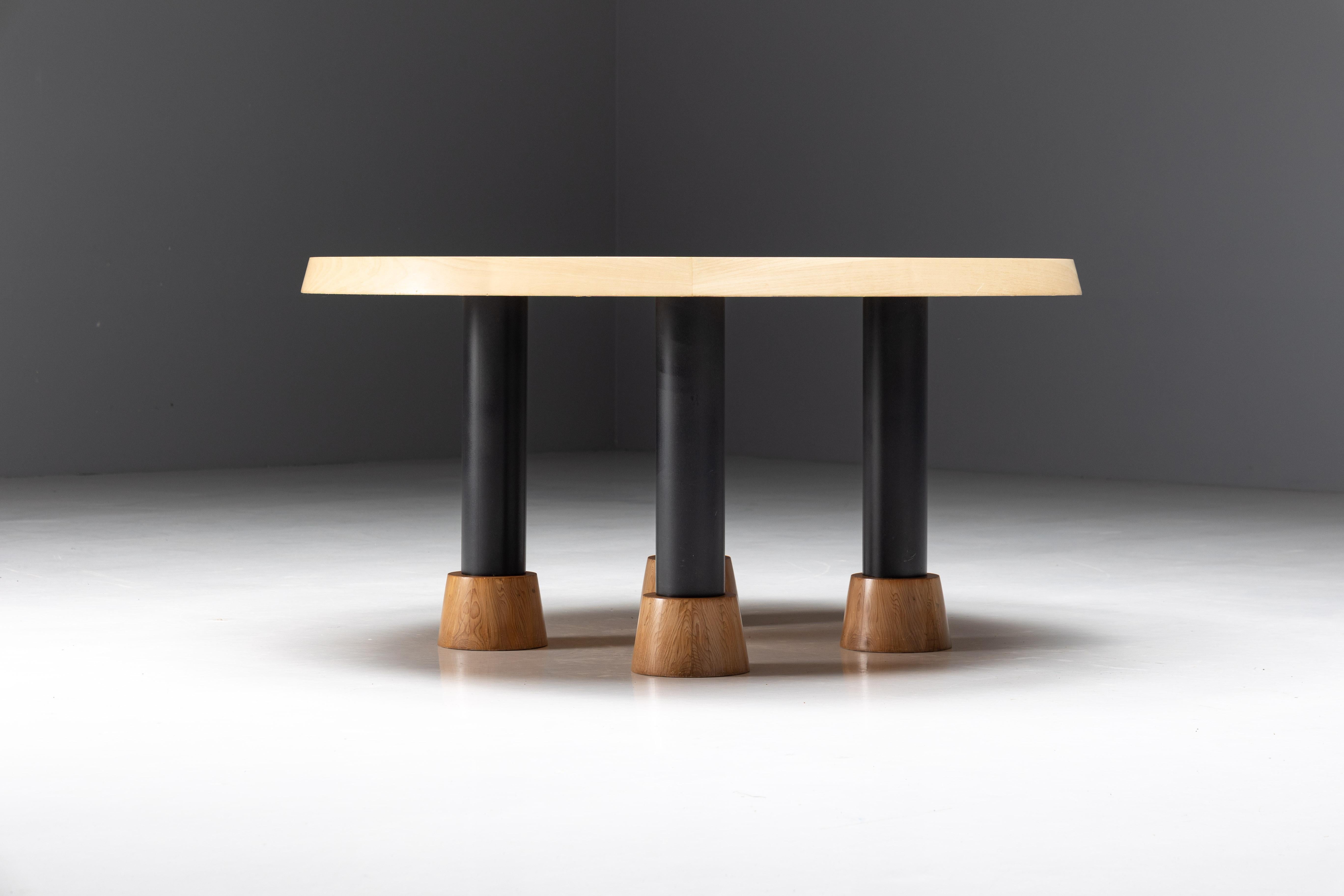 Postmodern Dining Table by Ettore Sottsass, Italy, 1980s In Excellent Condition For Sale In Antwerp, BE