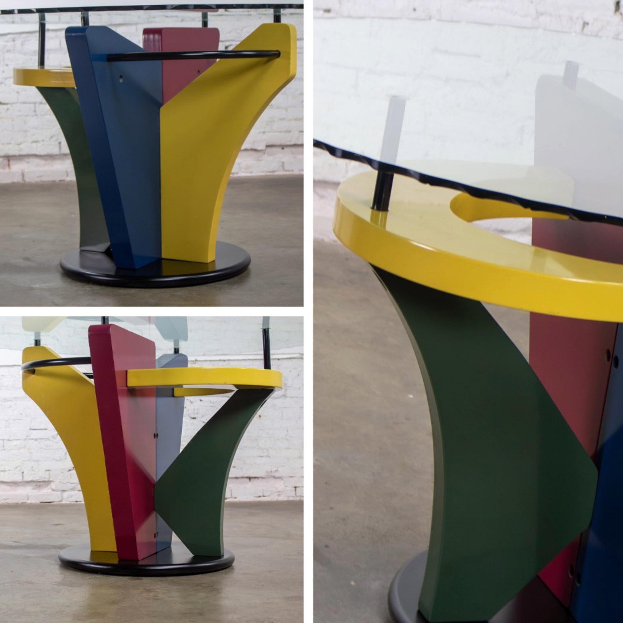 Postmodern Dining Table Geometrical Base Round & Glass Top Style Memphis Group For Sale 9
