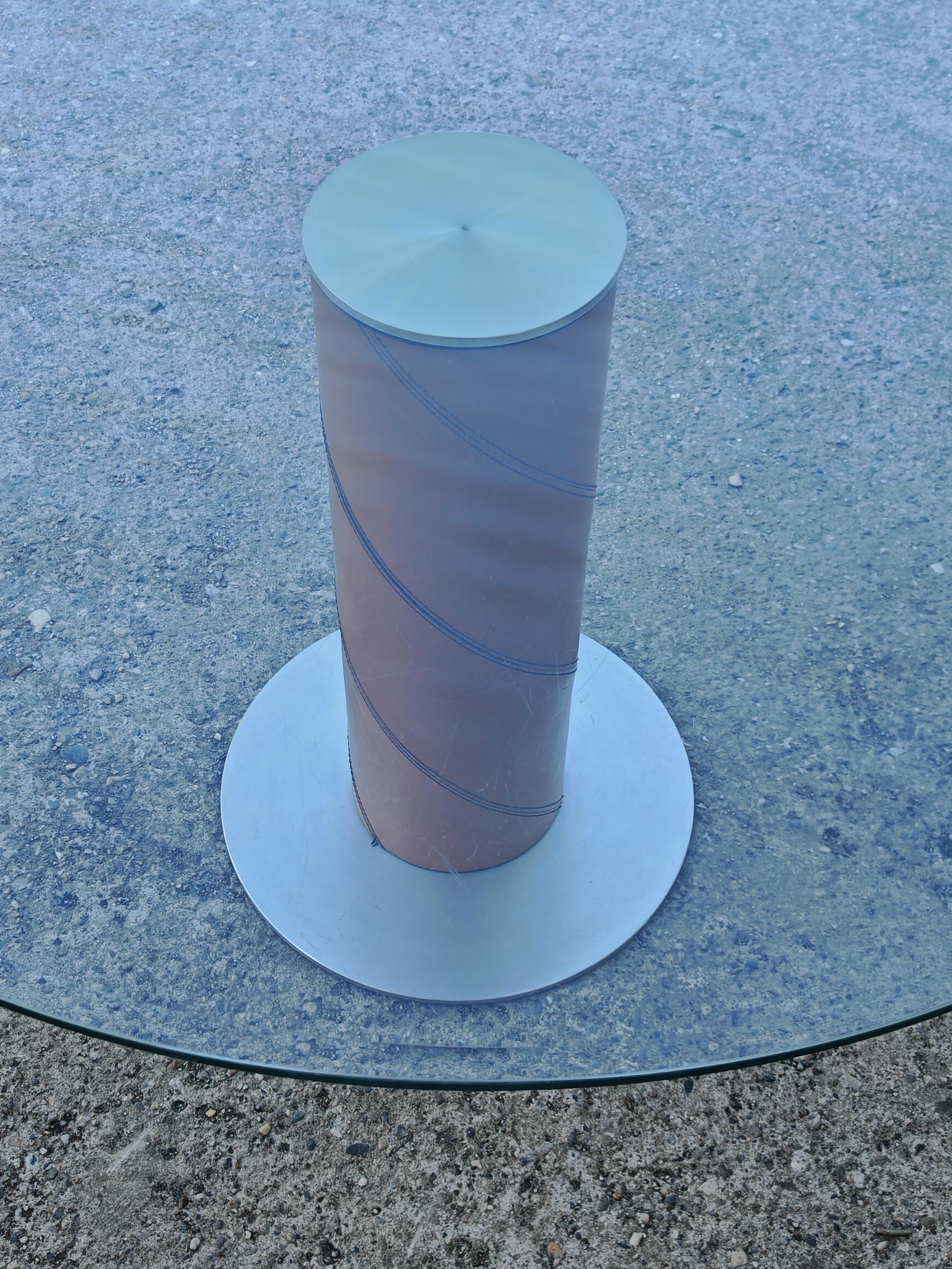 Table de salle à manger postmoderne en cuir et plateau de verre par Giancarlo Vegni pour Fasem en vente 1