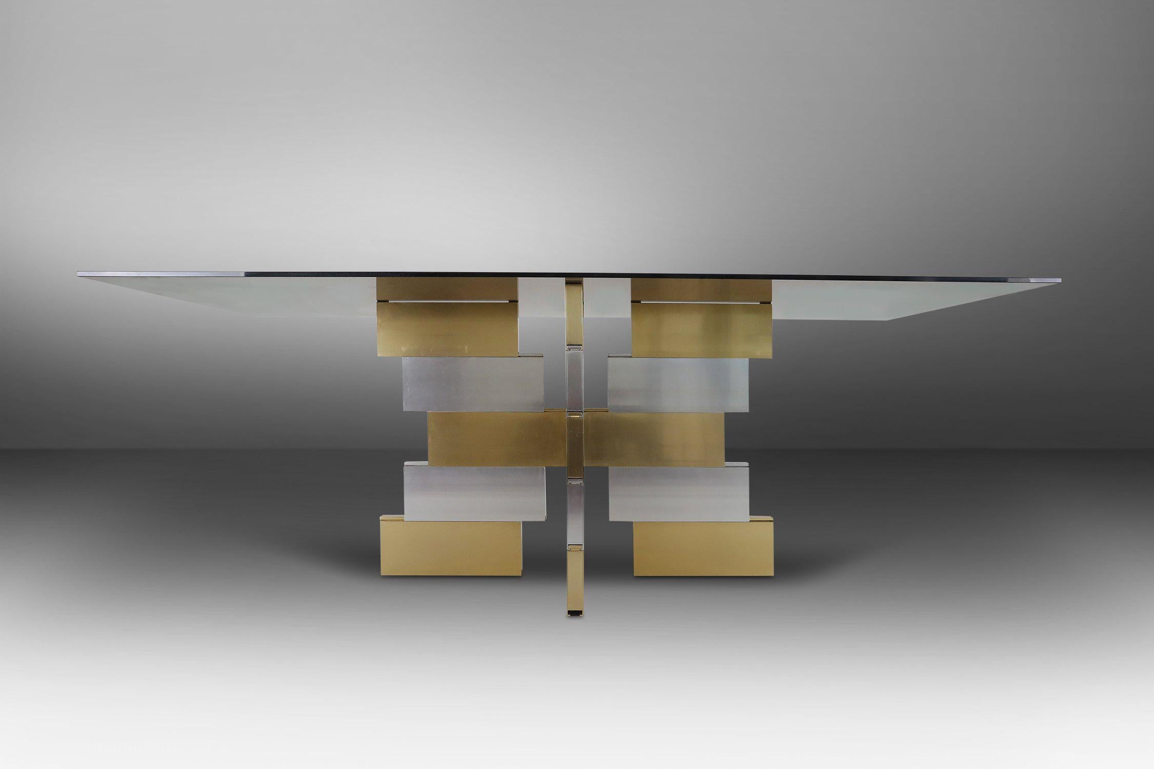 Belgium / 1970 / dining table / aluminium, glass / Mid-century / post-modern / 

Striking post-modern dining table in the manner of the famous Cityscape series by Paul Evans. 

The base of this dining table is made of anodized aluminum elements that