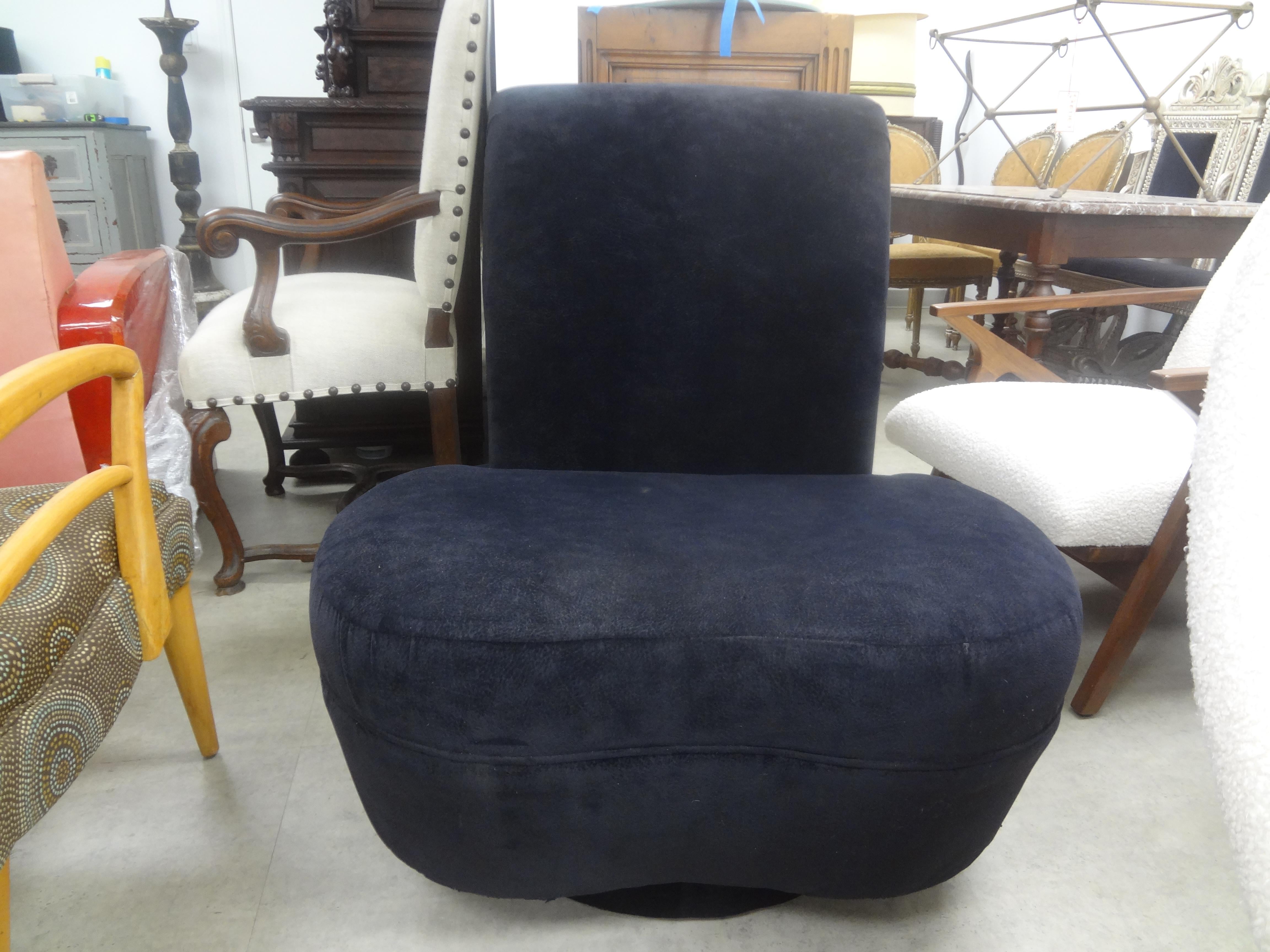 Post-Modern Postmodern Directional Furniture Style Swivel Chair For Sale