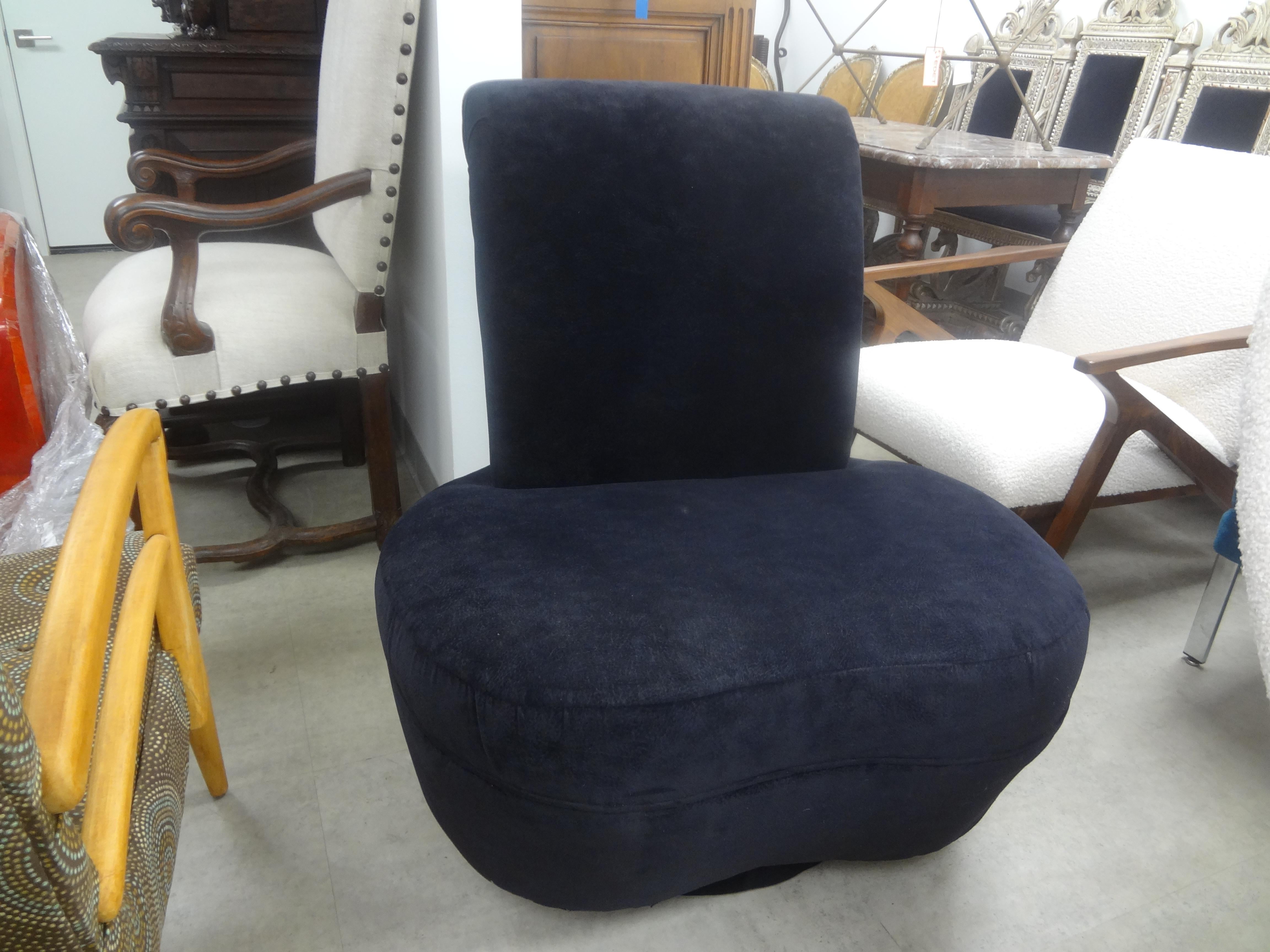 Unknown Postmodern Directional Furniture Style Swivel Chair For Sale