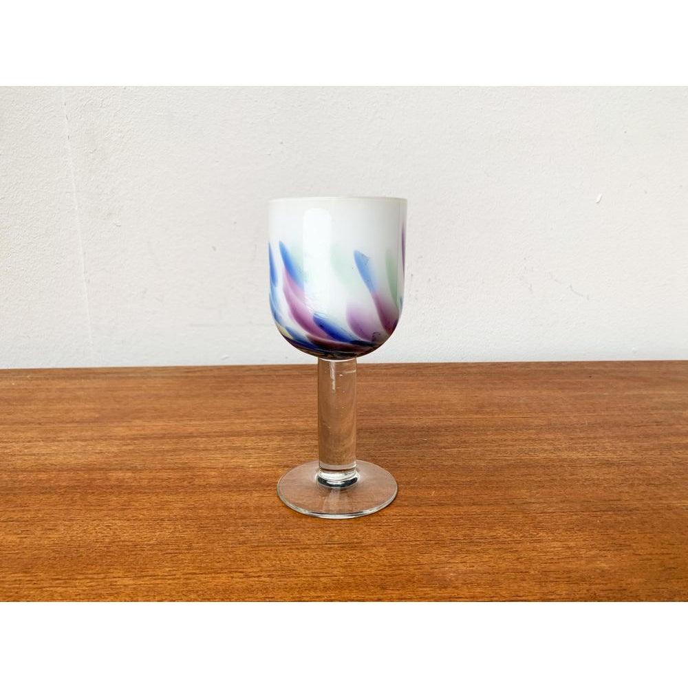 Postmodern Drinking Glass by Hans Jürgen Richartz for Richartz Art Collection, 1980s, in Flawless conditions. Designed 1980 to 1989 This piece has an attribution mark.

Additional information:
Materials: Glass
Color: Blue
Styles: Postmodern
Country