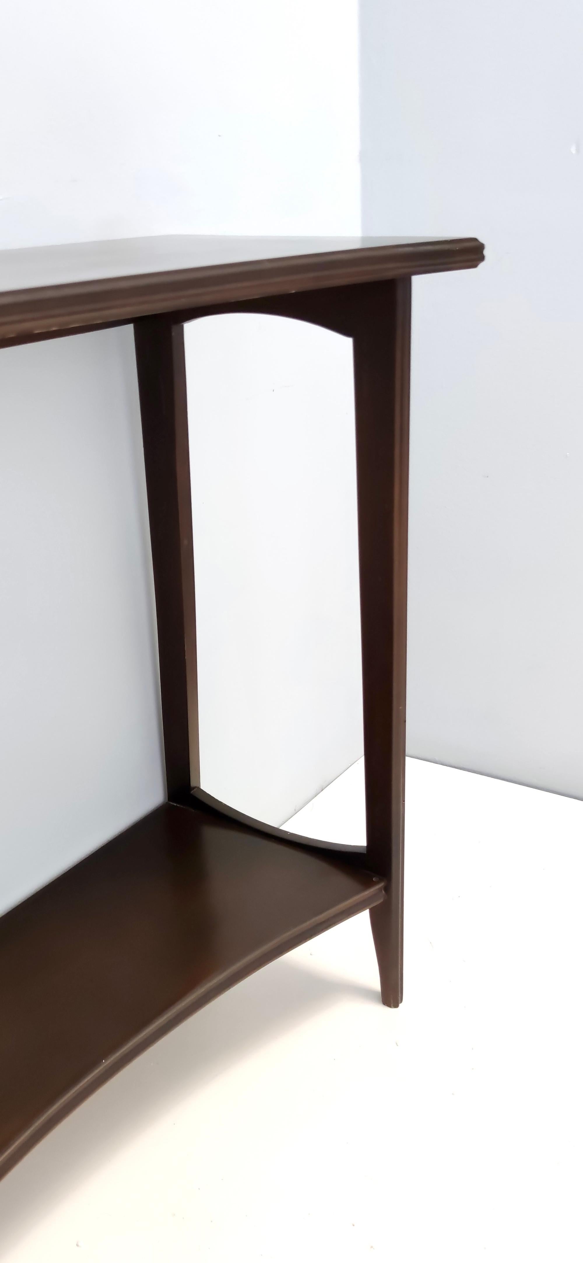 Postmoderner Konsolentisch aus ebonisierter Buche mit niedrigem Regal, Italien (Buchenholz) im Angebot
