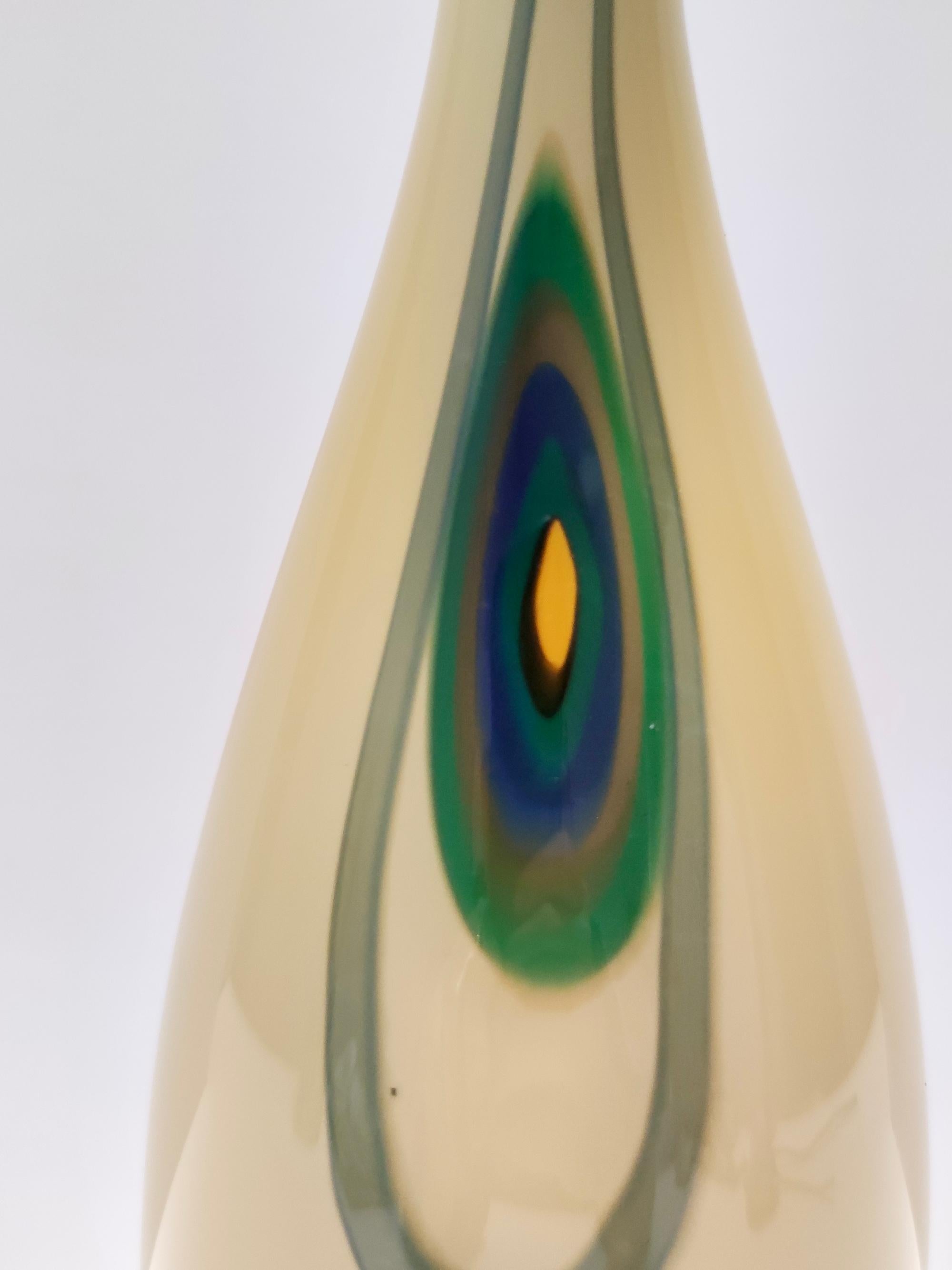 Dekanterflasche aus ummanteltem und mundgeblasenem Glas im Postmodernen Stil, Italien im Angebot 7