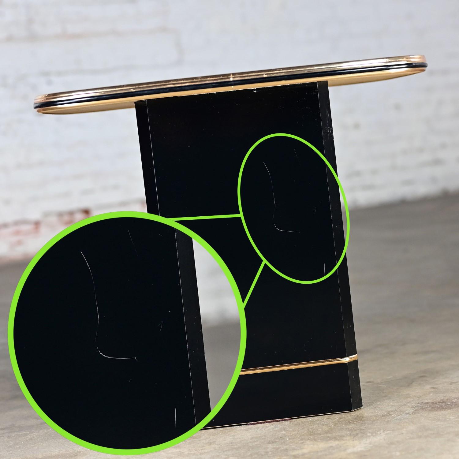 Postmodern End or Side Table with Mirror Top & Black Laquered Pedestal Base For Sale 8