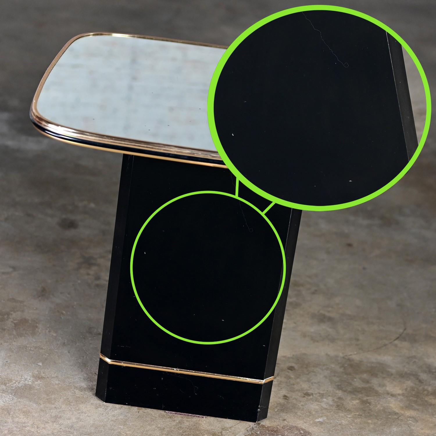 Postmodern End or Side Table with Mirror Top & Black Laquered Pedestal Base For Sale 9