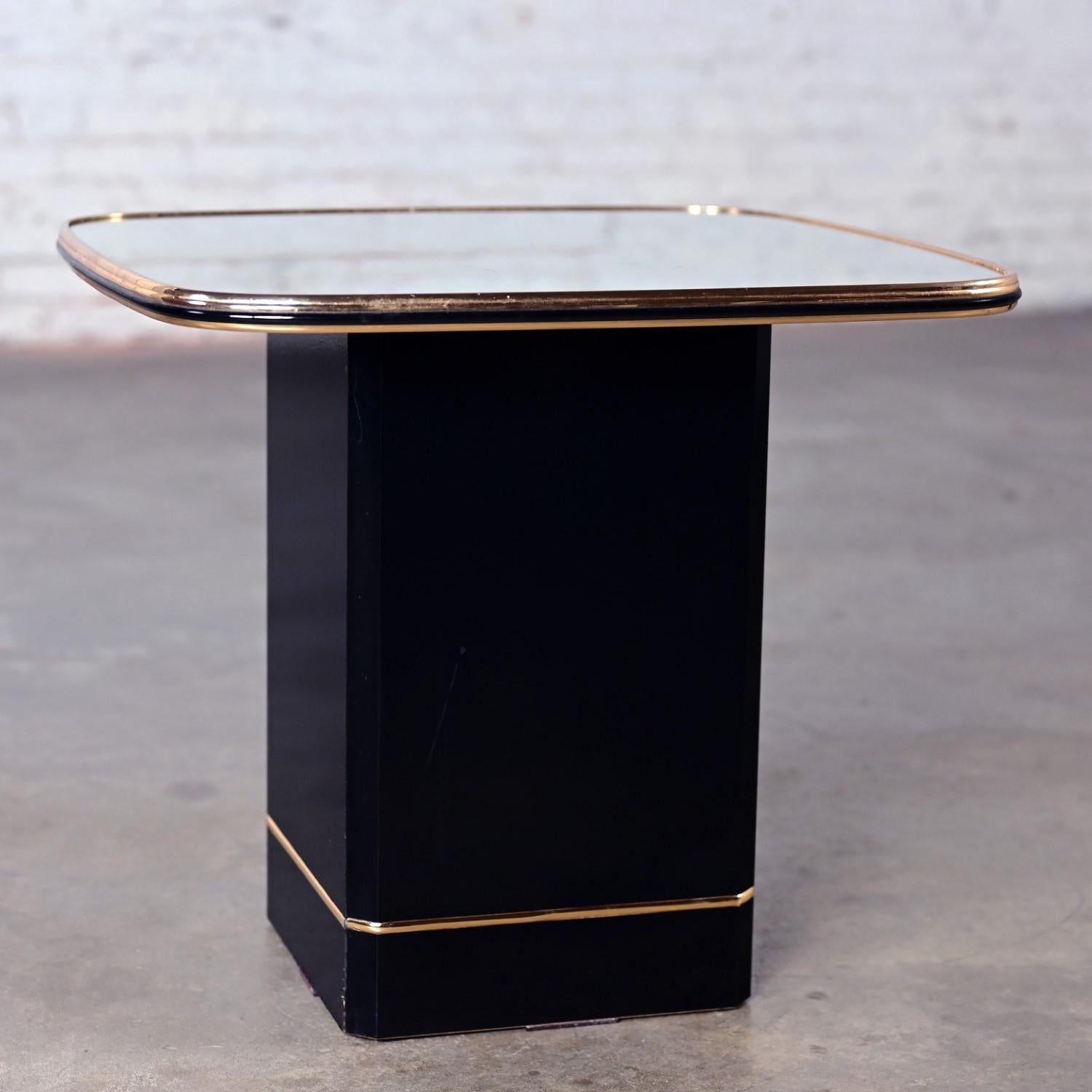 Postmodern End or Side Table with Mirror Top & Black Laquered Pedestal Base For Sale 13