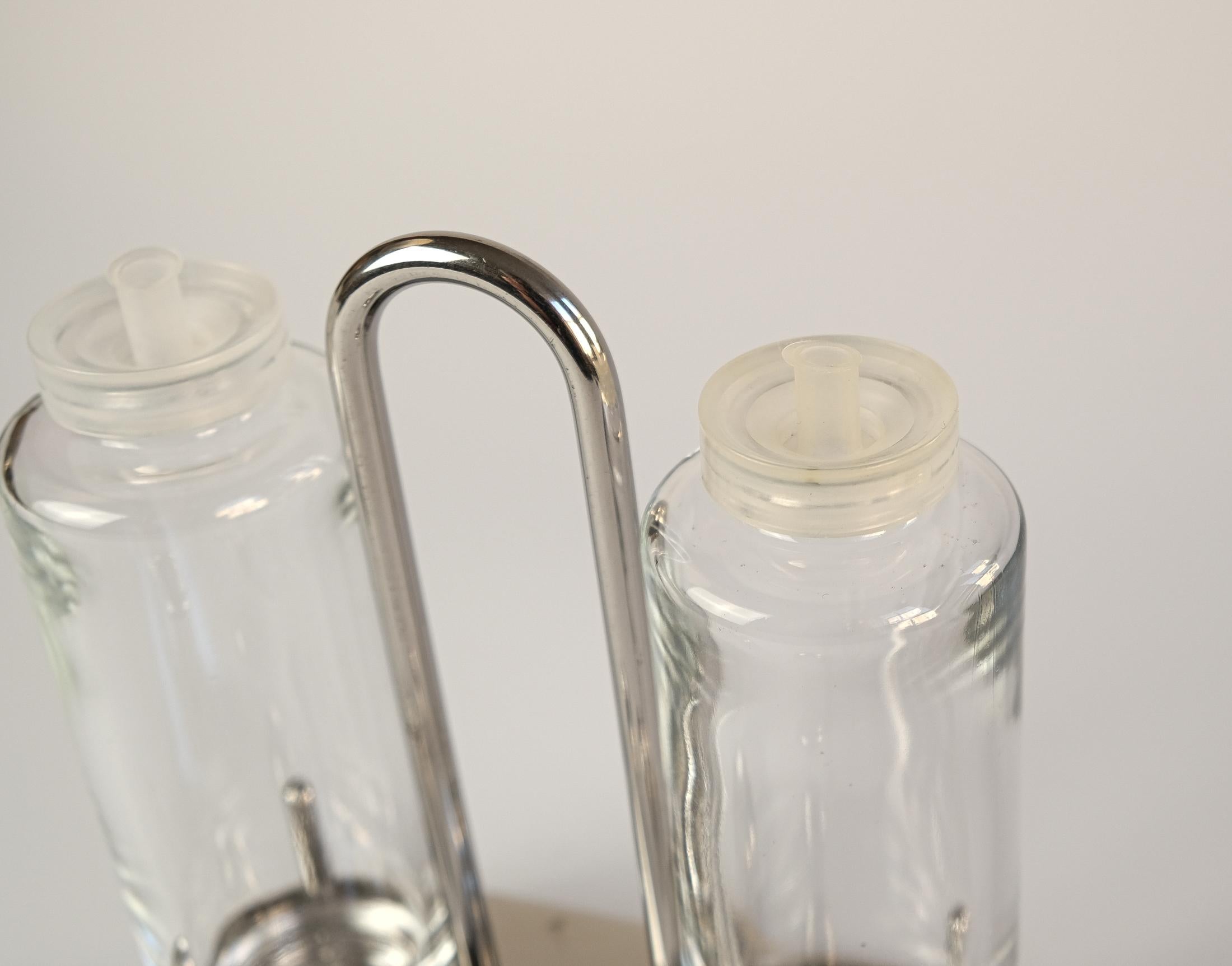 Postmodern Ettore Sottsass Model 5074 Oil & Vinegar Set for Alessi, Italy 1978 For Sale 3