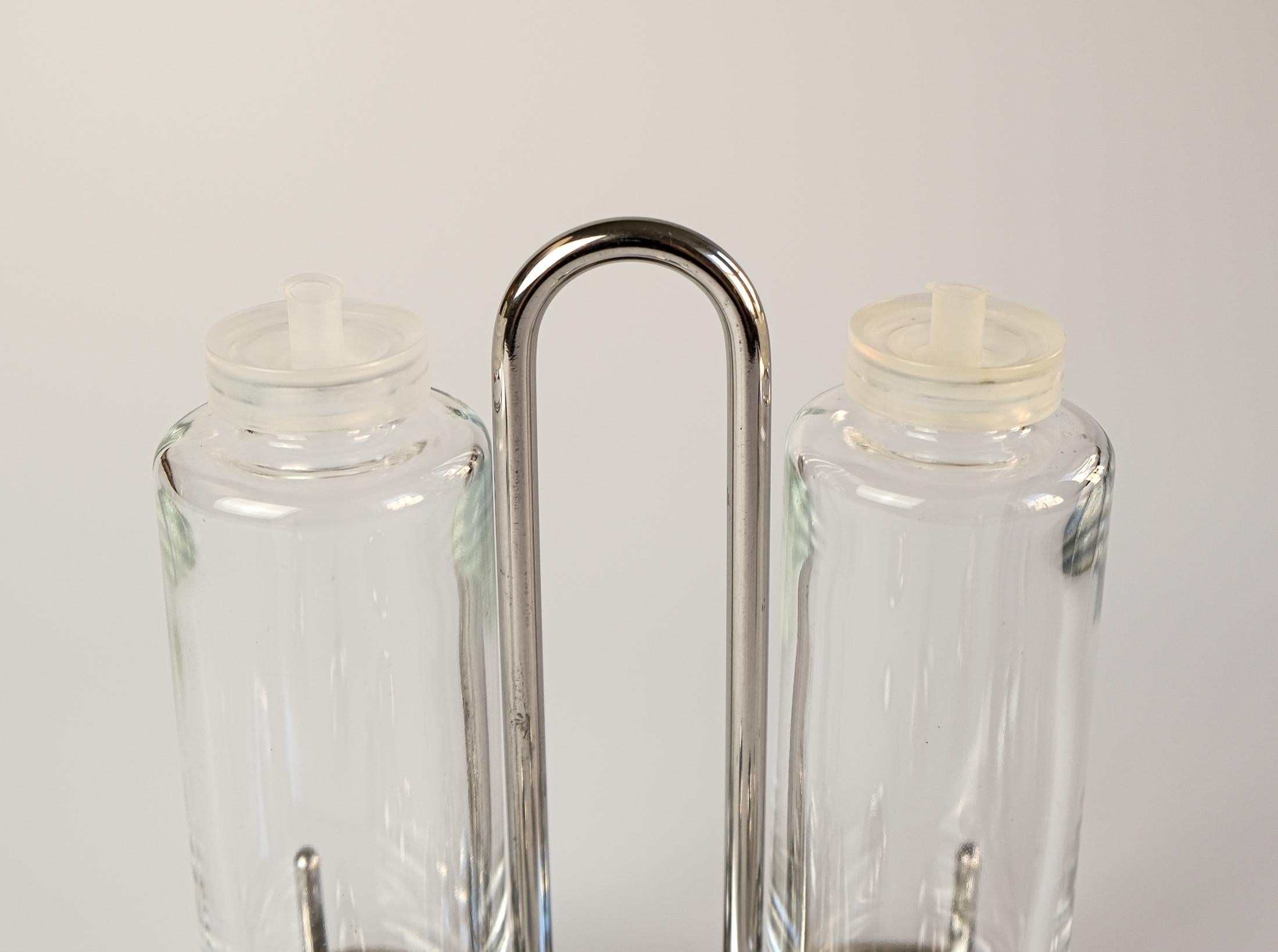 Postmodern Ettore Sottsass Model 5074 Oil & Vinegar Set for Alessi, Italy 1978 For Sale 2