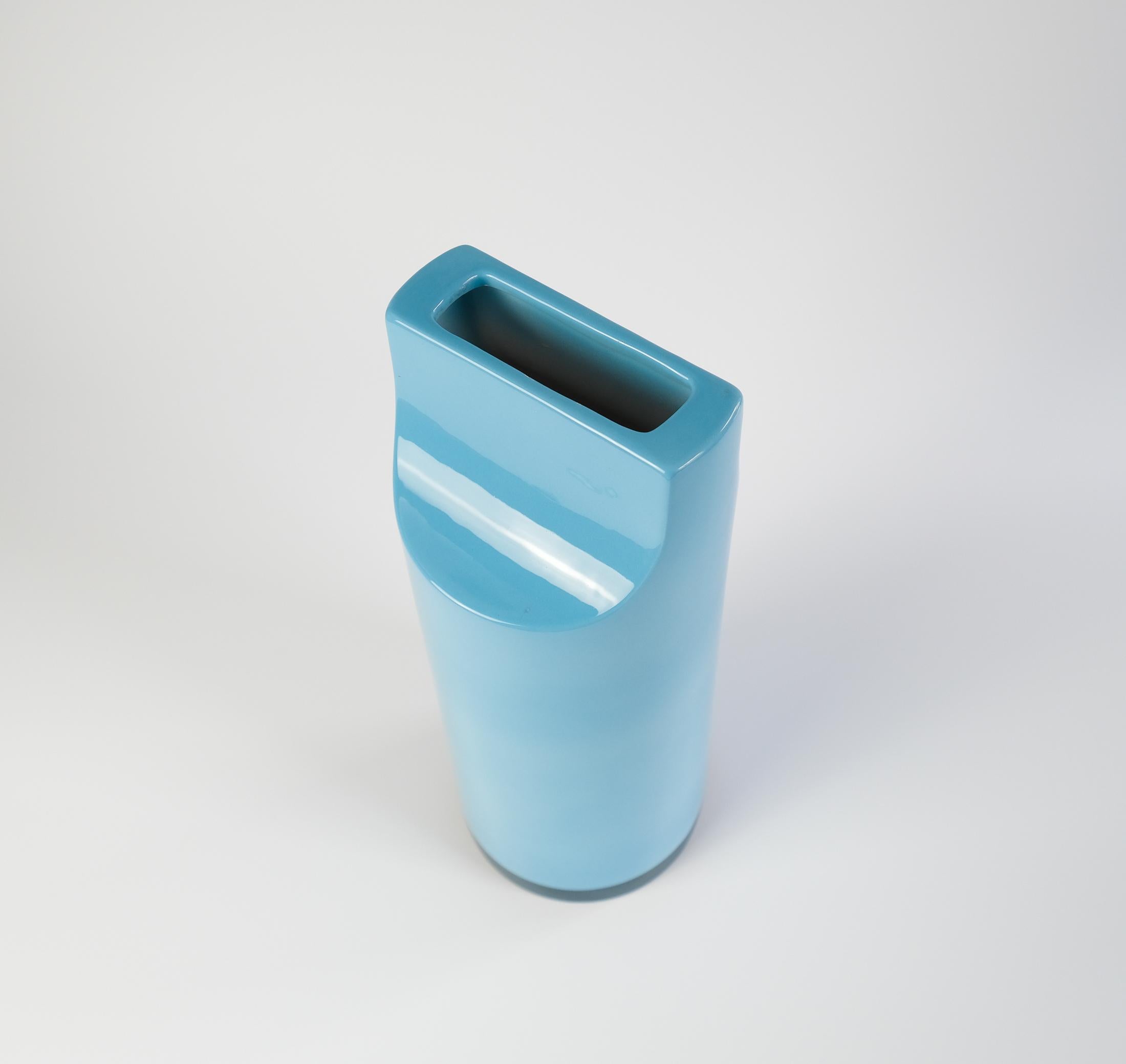 Céramique Vase postmoderne Ettore Sottsass modèle 592 