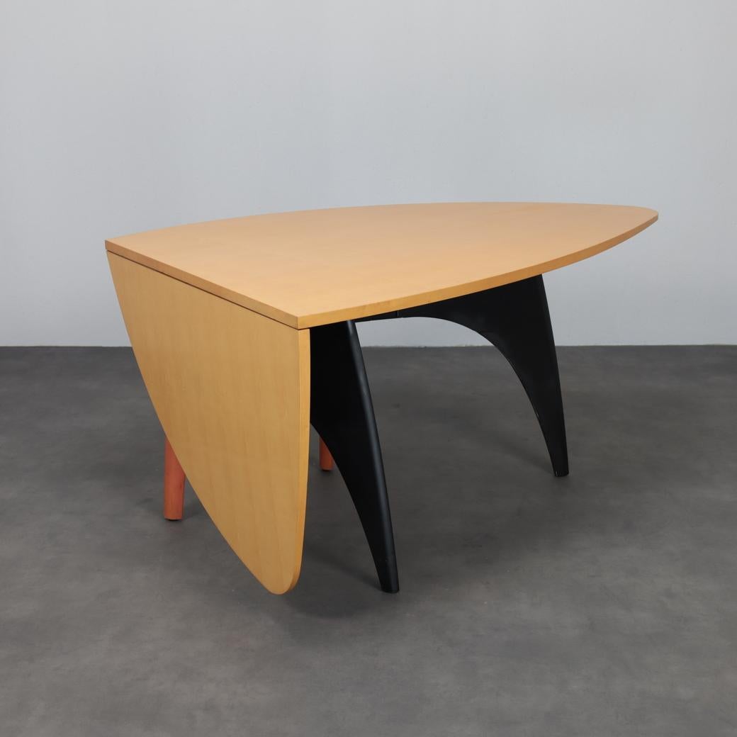 Postmodern Extendable Dining Table ‘Foliant’ by Dick Spierenburg for Castelijn In Good Condition For Sale In DE KWAKEL, NL