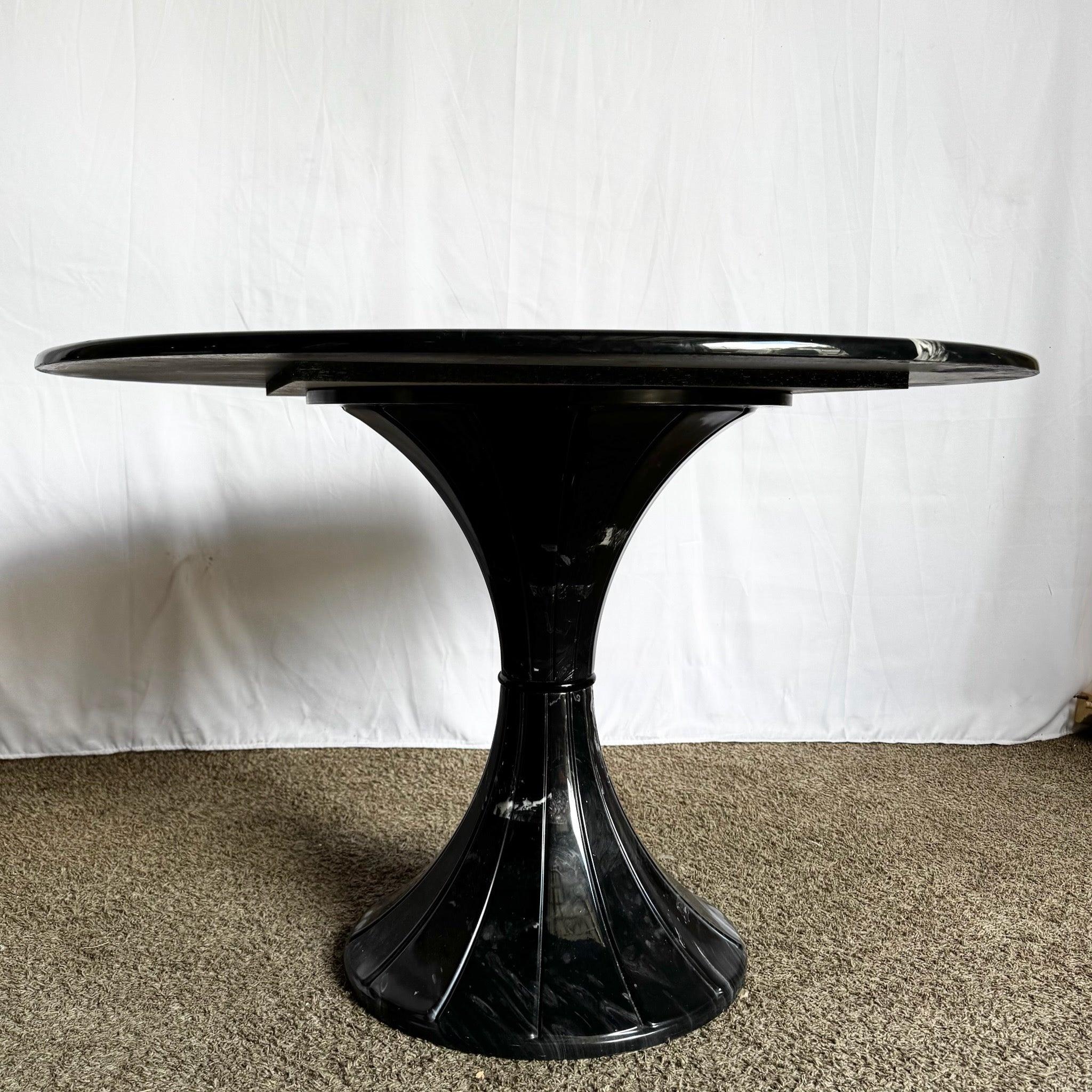 Mesa de comedor circular giratoria postmoderna de imitación de mármol negro en Bueno estado para la venta en Delray Beach, FL