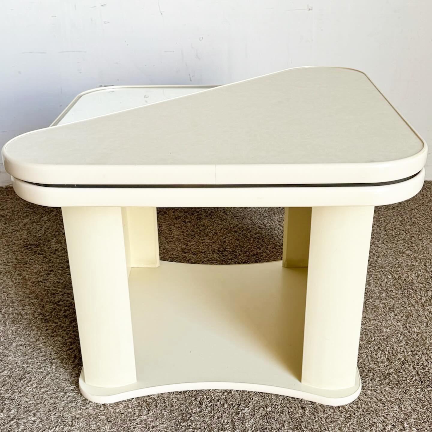 Postmodern Faux Marble Laminate and Mirror Side Table In Good Condition For Sale In Delray Beach, FL
