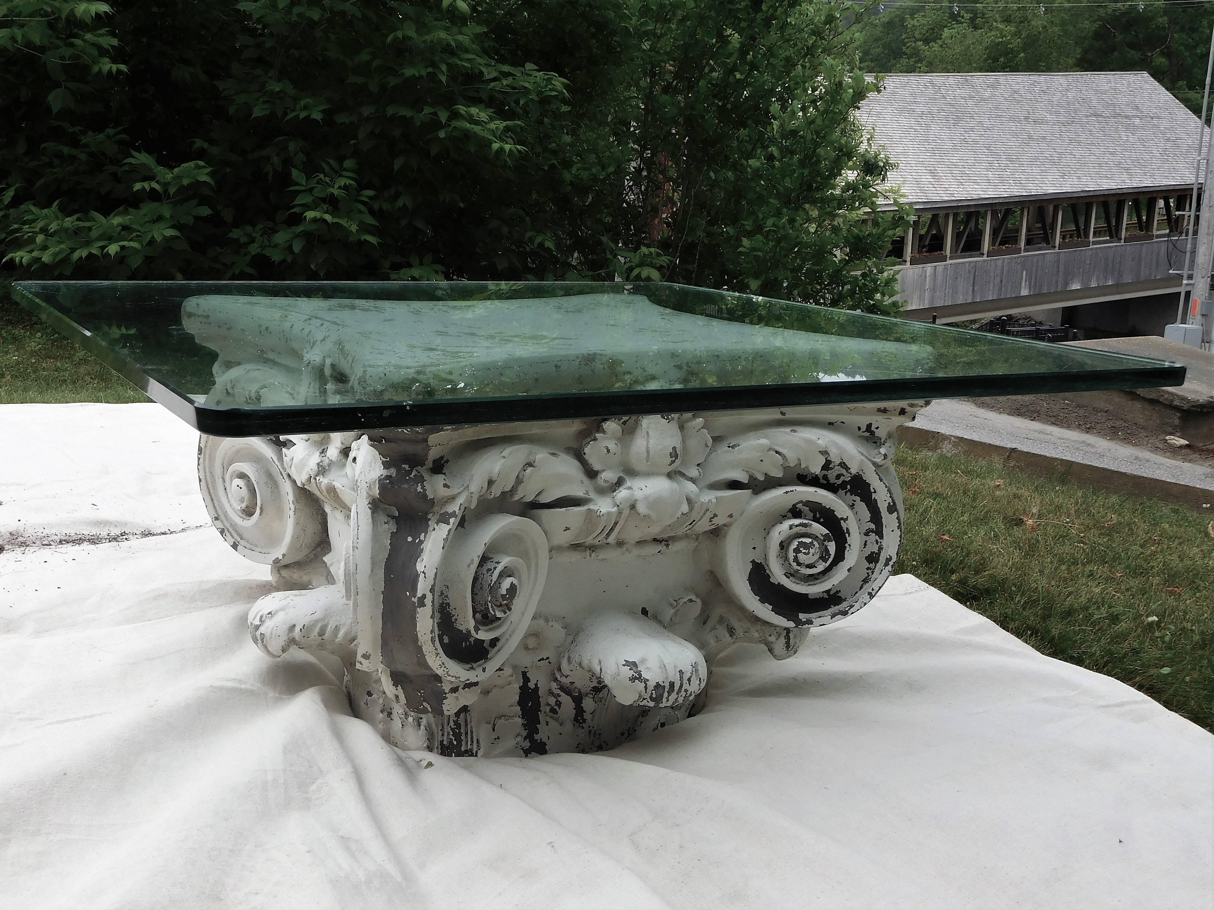 Postmodern Fiberglass Coffee Table after a Corinthian Capital, Italy, 1965 For Sale 6