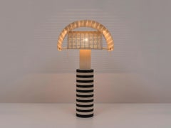 Lampe de table Shogun postmoderne de Mario Botta pour Artemide 1986