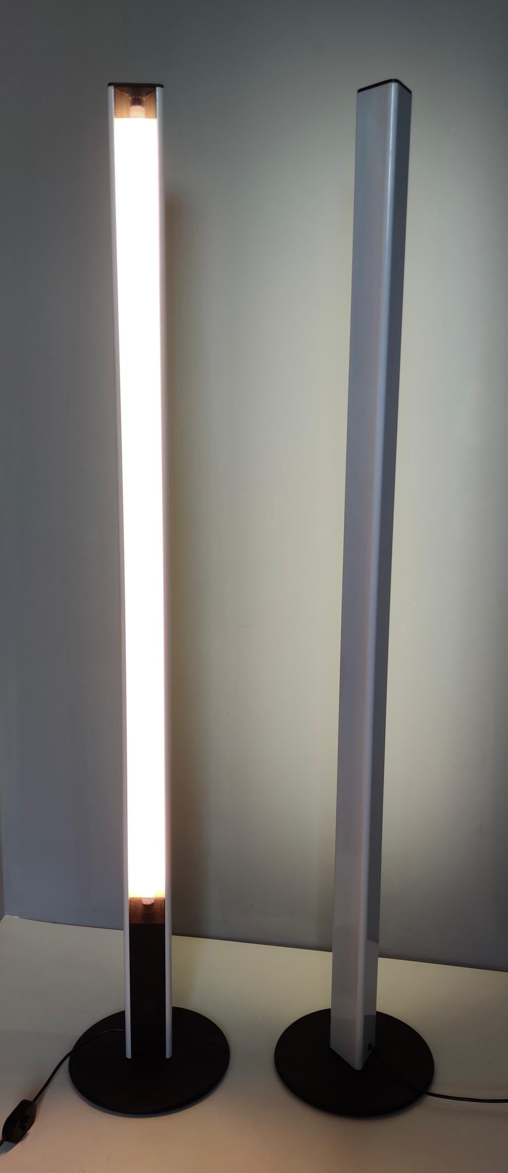 Verni Lampadaire postmoderne Rio de Rodolfo Bonetto et Produit par Luci, Italie en vente