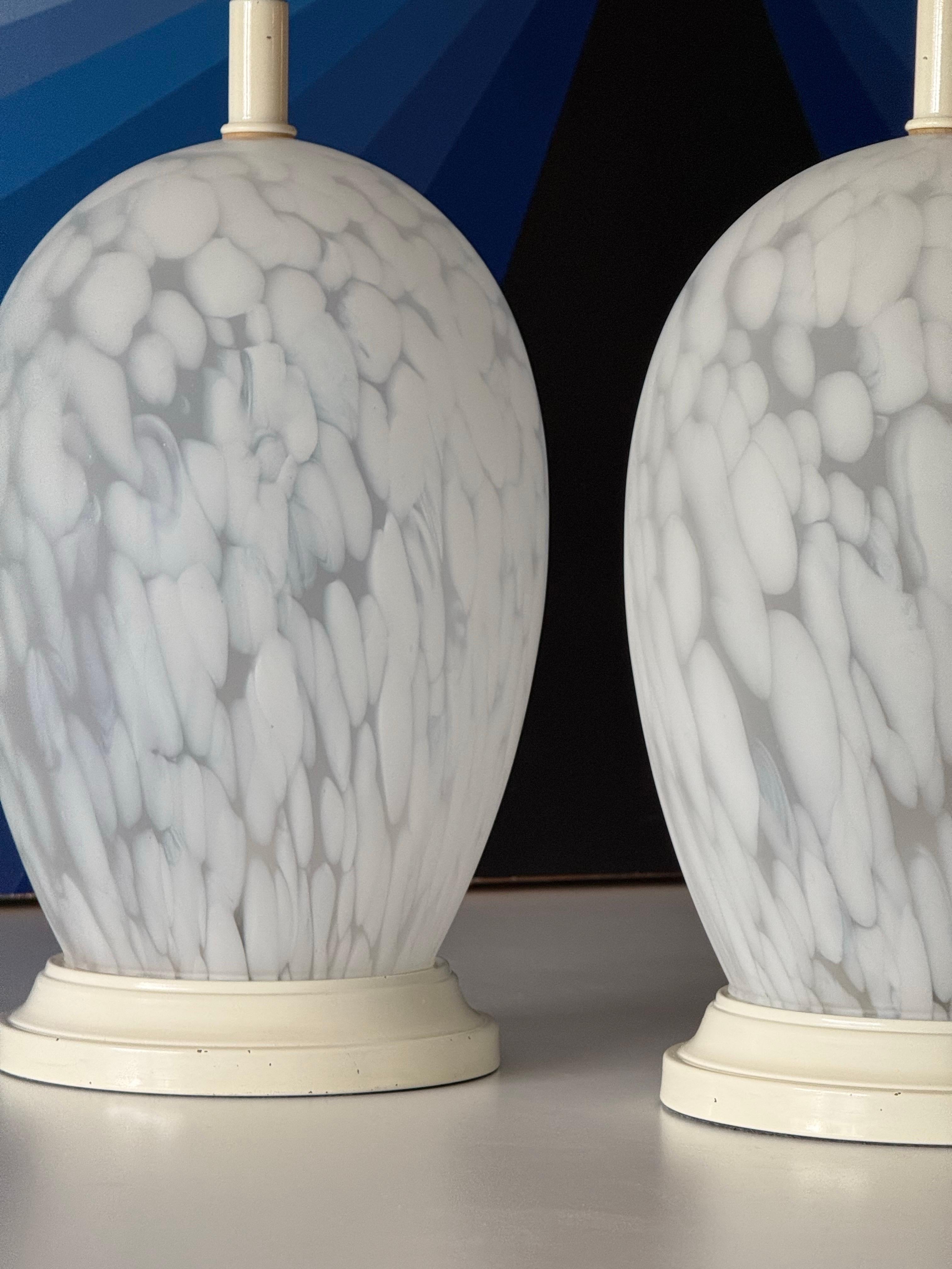 Postmodern Frosted Glass Table Lamps in the Style of Murano For Sale 1