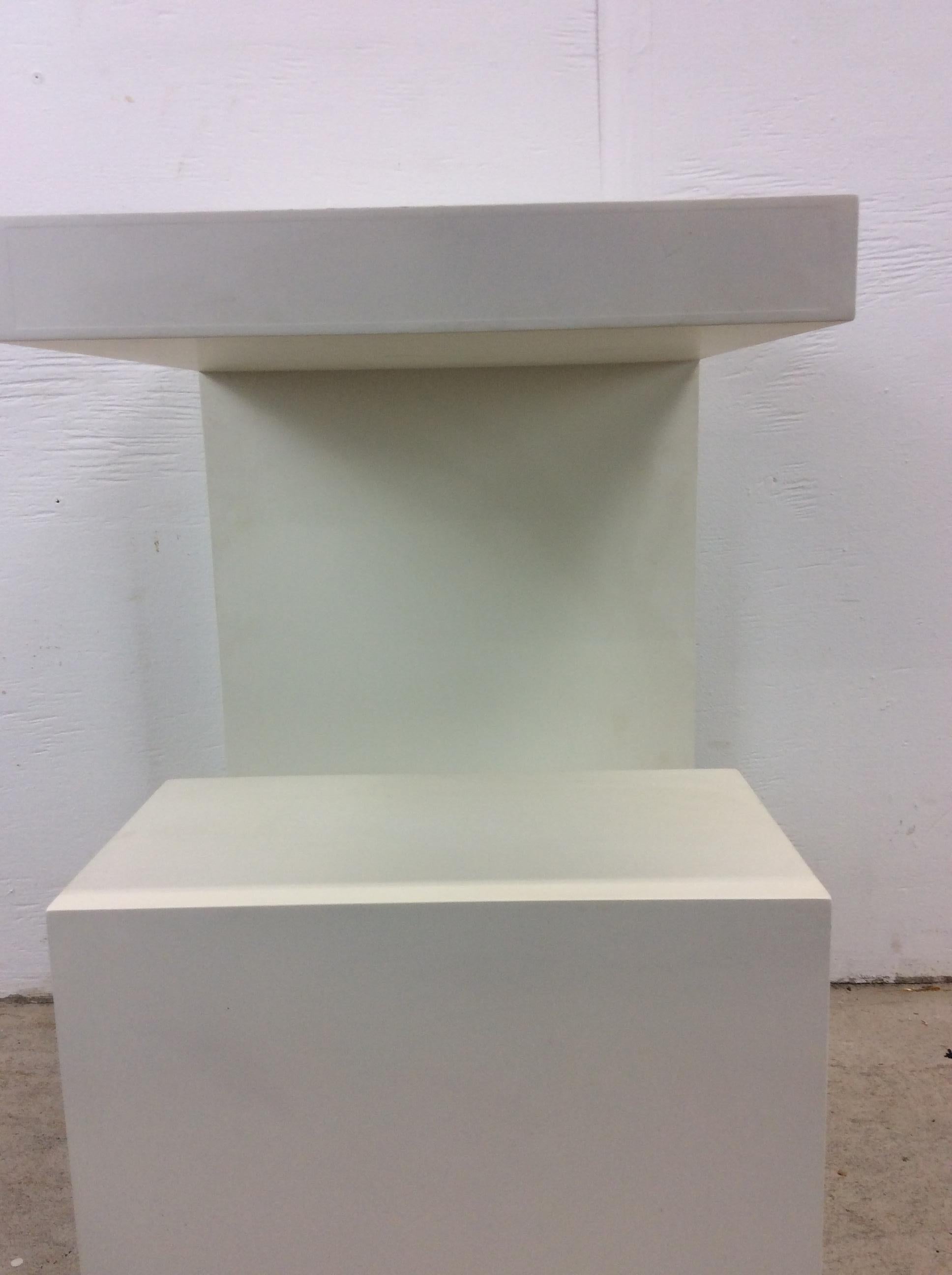 American Postmodern G Shaped Decorative Pedestal End Table in White Lacquer For Sale