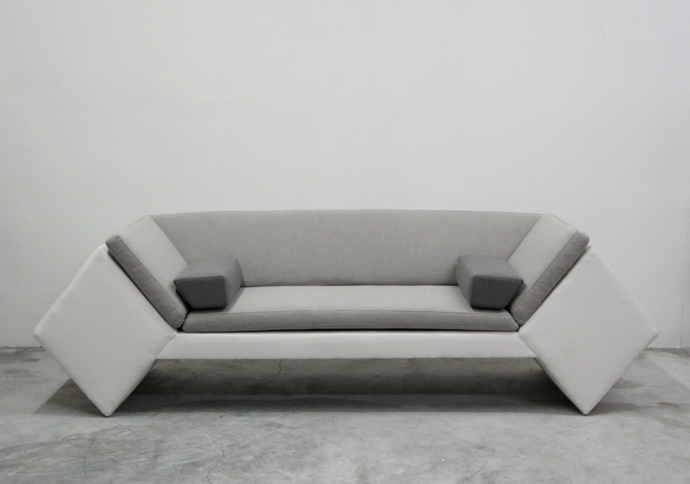 Rare geometric sofa, with a very postmodern feel. Love the linear lines and shapes that this unique piece has. Never seen anything like it.

Manufactured by Thayer Coggin (tagged) and designed by David Snyder.

Professionally reupholstered with