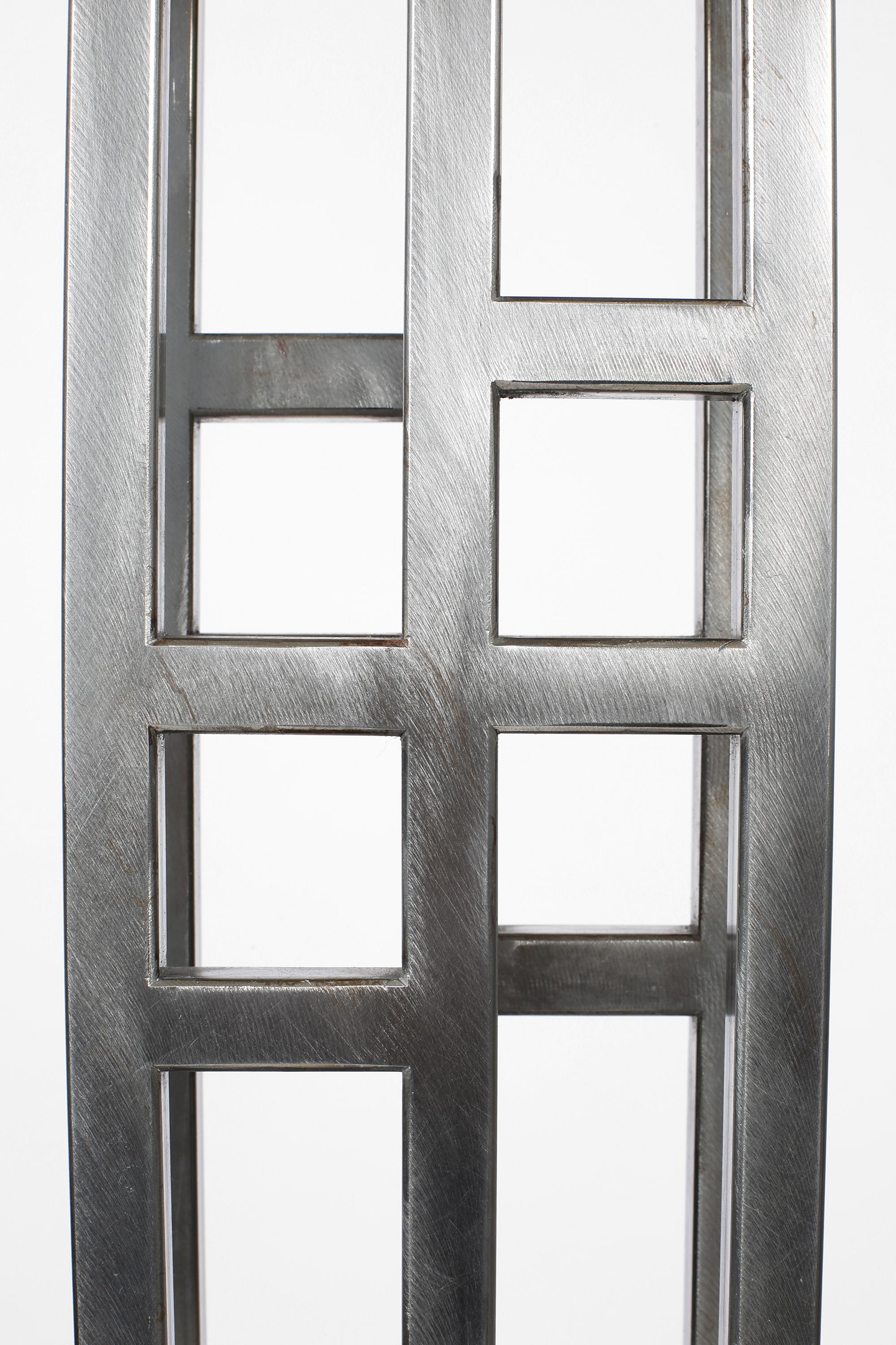 Postmoderne geometrische kubistische Stahl-Tischlampe 3