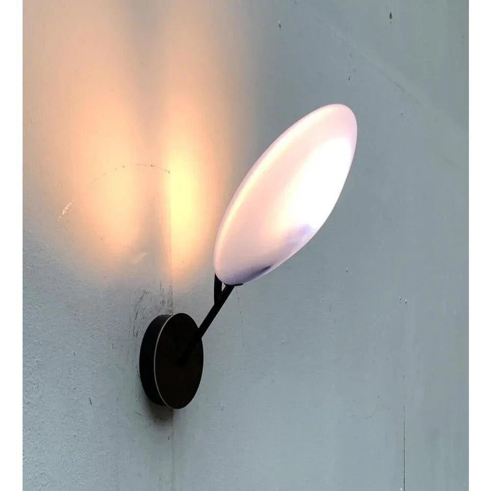 Lampada da parete in vetro tedesca postmoderna di Hillebrand Lighting, anni '90 In condizioni ottime in vendita a Hamburg, DE