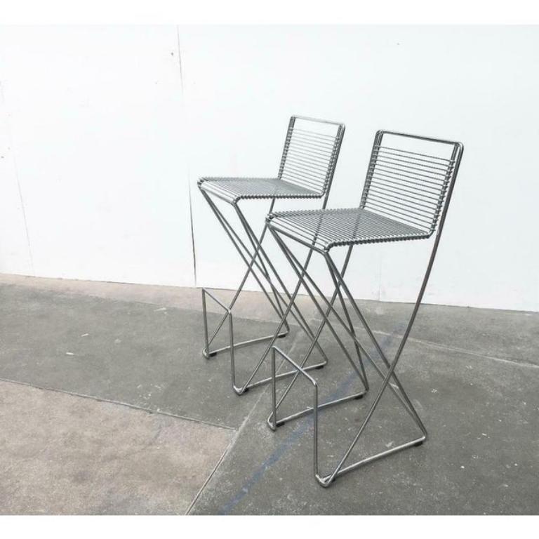Sgabello tedesco postmoderno Kreuzschwinger di Till Behrens, anni '80 In condizioni buone in vendita a Hamburg, DE