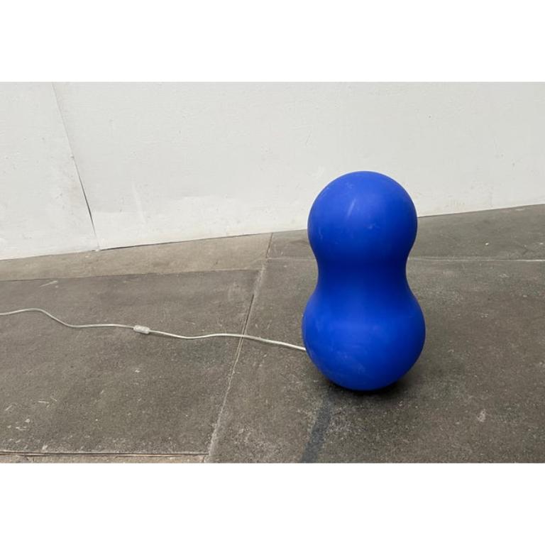 Lámpara de pie postmoderna modelo alemán Pinguin Balancing, de Dominic Symons, años 90 en venta 1