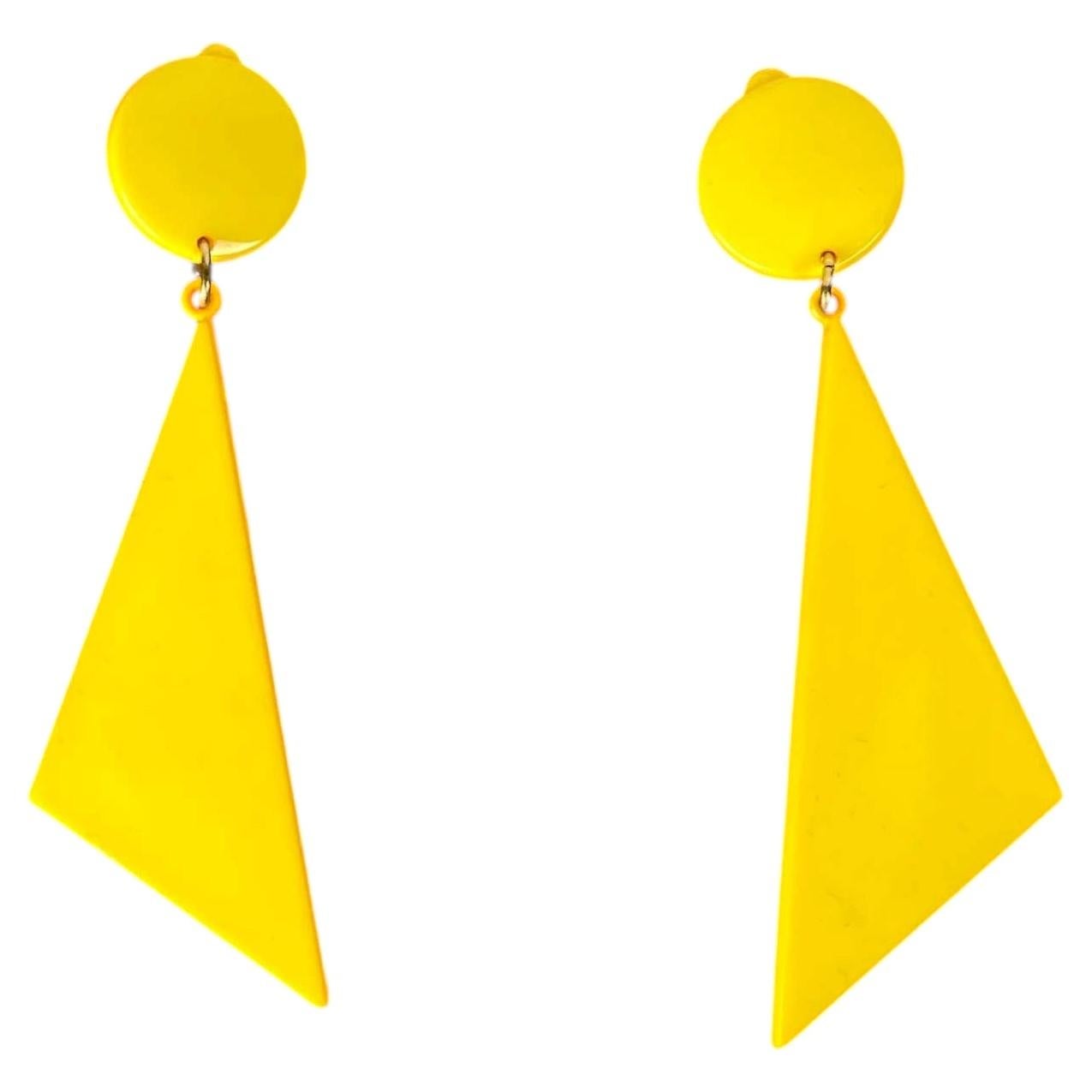 Clips d'oreilles postmodernes allemands jaunes, années 1980, lot de 2 en vente