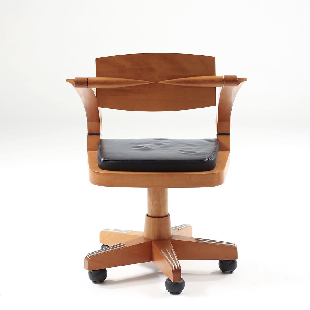 PostModern Giorgetti SPRING Desk/Office Chair / Massimo Scolari (Italy) (Neoklassisches Revival) im Angebot