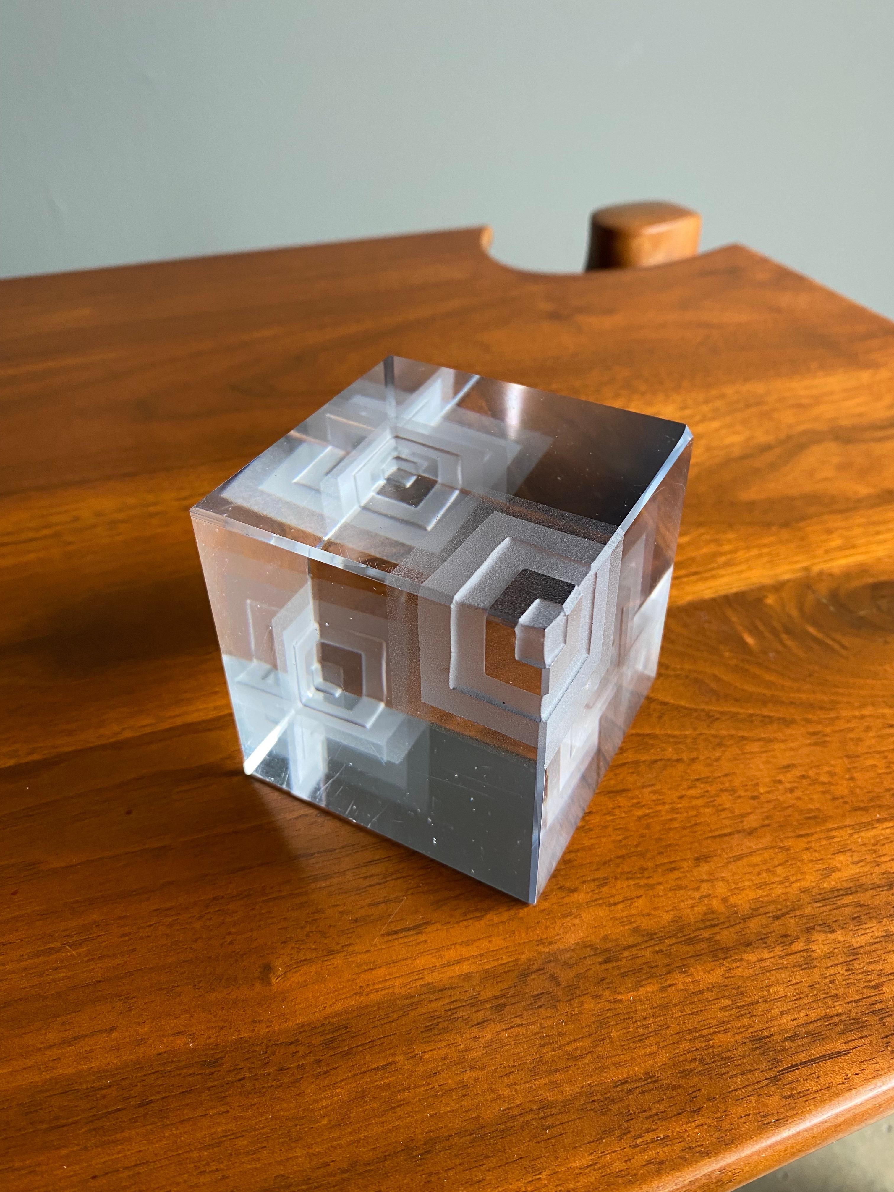 Postmodern Glass Cube Paperweight,  1980's  In Good Condition For Sale In Costa Mesa, CA