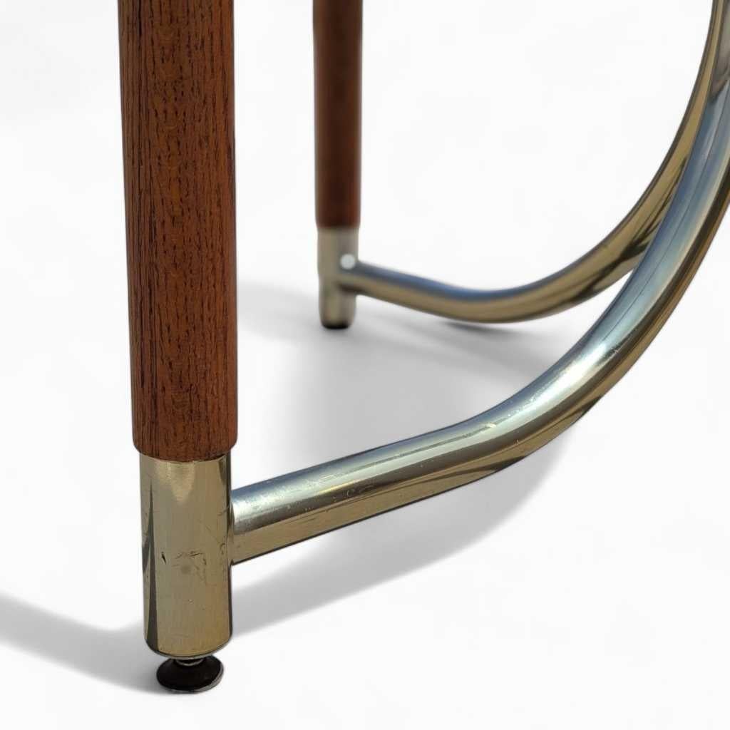 Table de salle à manger postmoderne en verre, base en laiton et bois de chêne, États-Unis, vers 1980 en vente 10