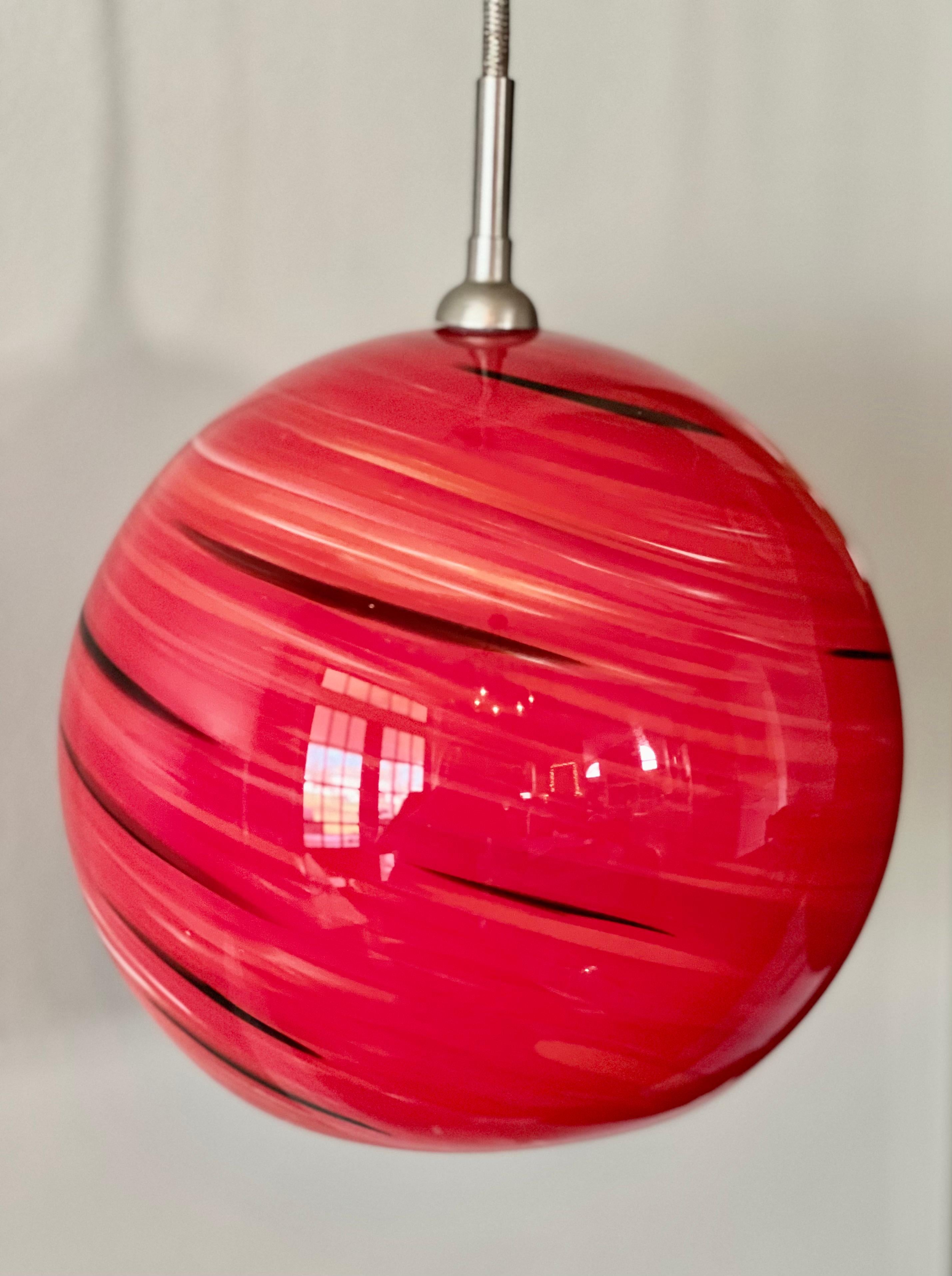 Postmodern Glass Globe Pendant Light In Good Condition For Sale In Doylestown, PA