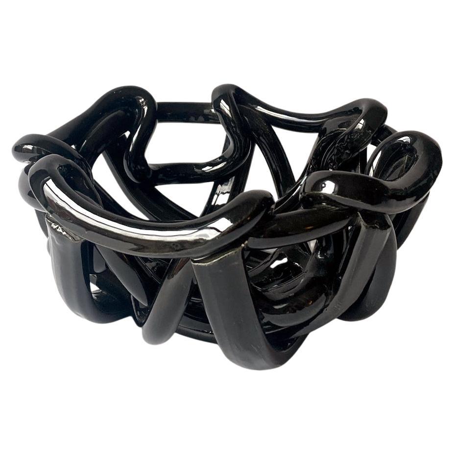 Postmoderne glänzende schwarze Keramik geflochtene gewebte abstrakte Mittelstück Schüssel