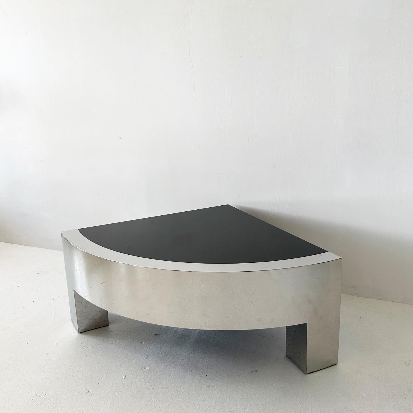 American postmodern granite and mirrored chrome rounded corner table For Sale