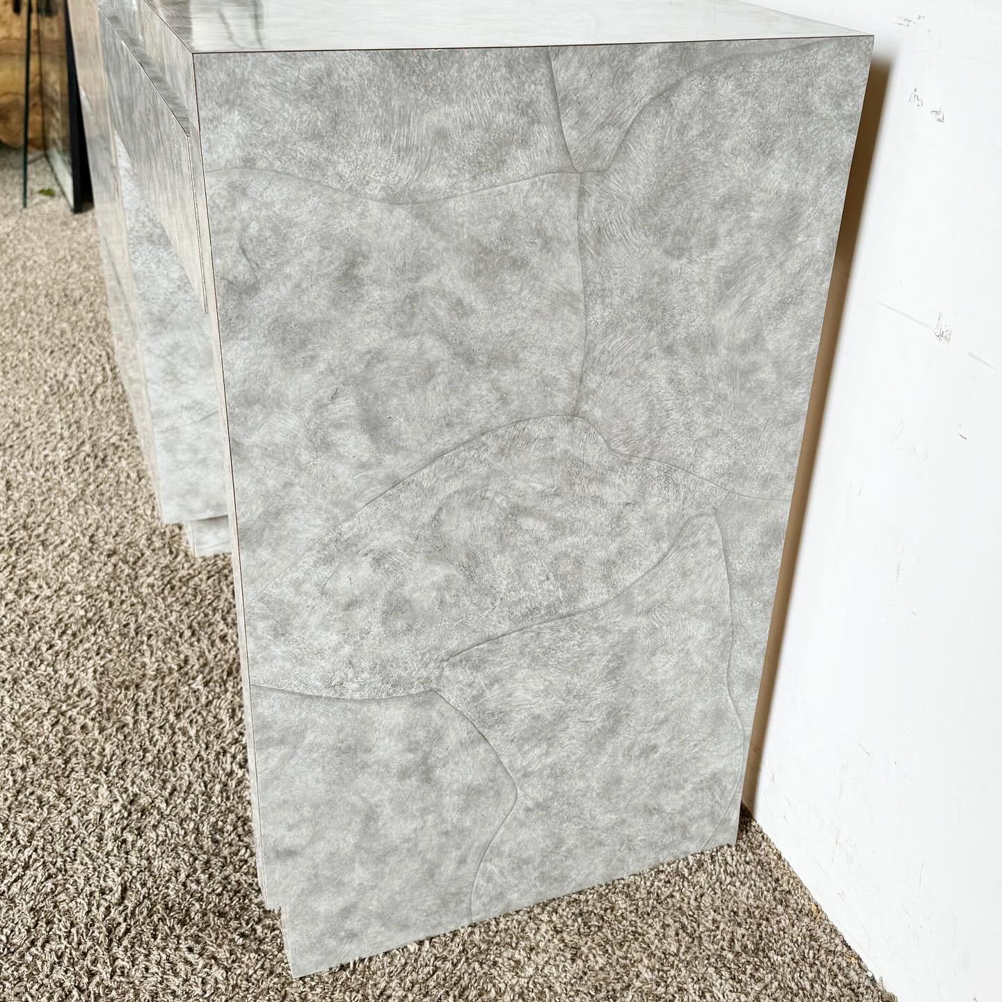 Américain Bureau postmoderne gris en stratifié de fausse pierre - 4 tiroirs en vente