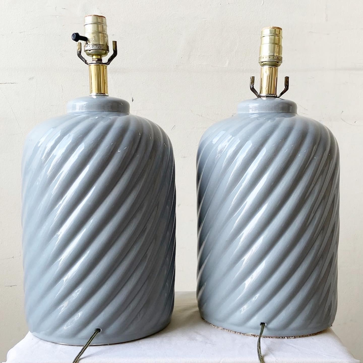Postmodern Gray Swirl Ceramic Table Lamps, a Pair In Good Condition For Sale In Delray Beach, FL