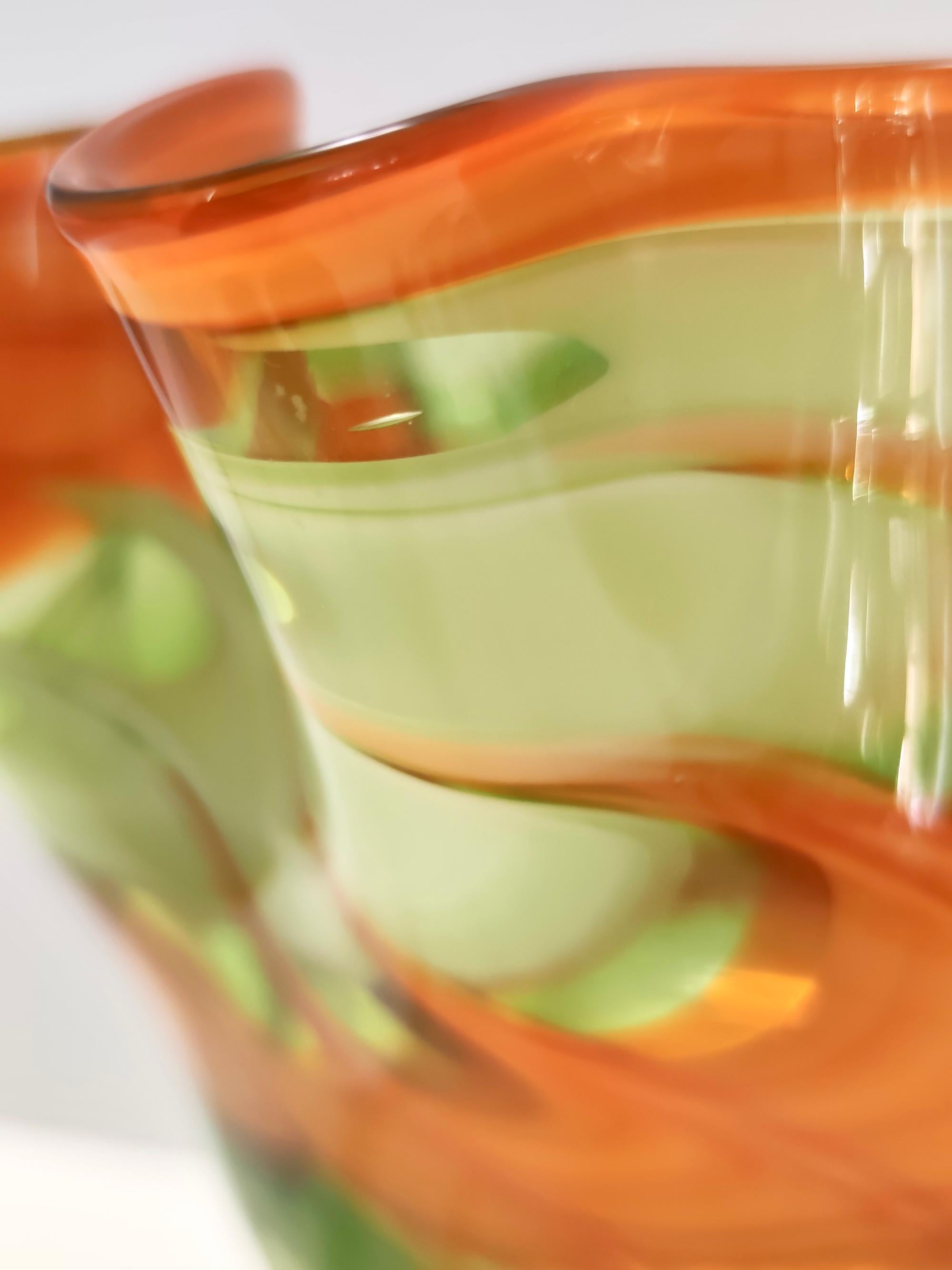 Postmoderne Fazzoletto-Vase aus grünem und orangefarbenem Muranoglas von Fratelli Toso, Italien im Angebot 5