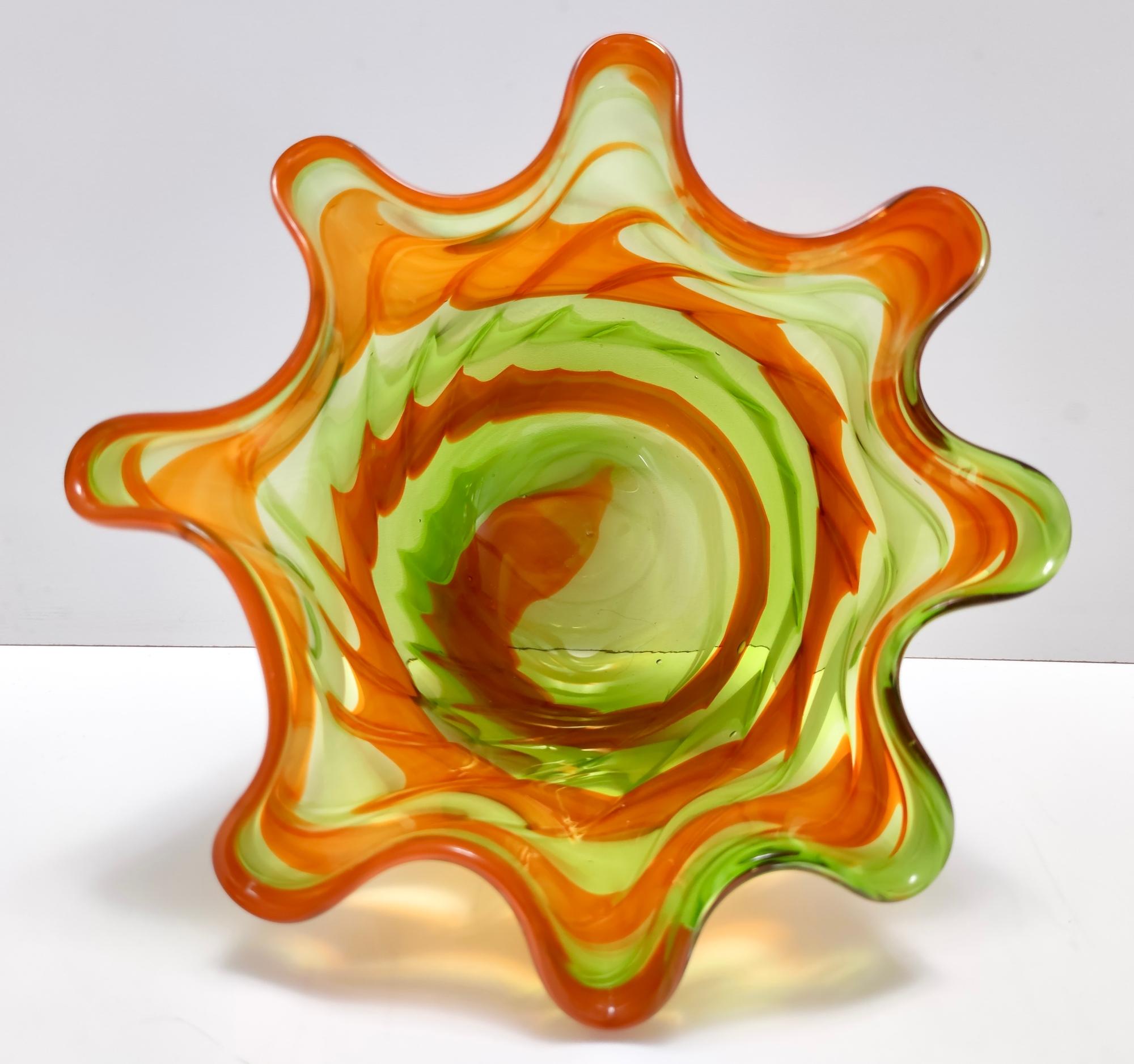 Late 20th Century Postmodern Green and Orange Murano Glass Fazzoletto Vase by Fratelli Toso, Italy For Sale